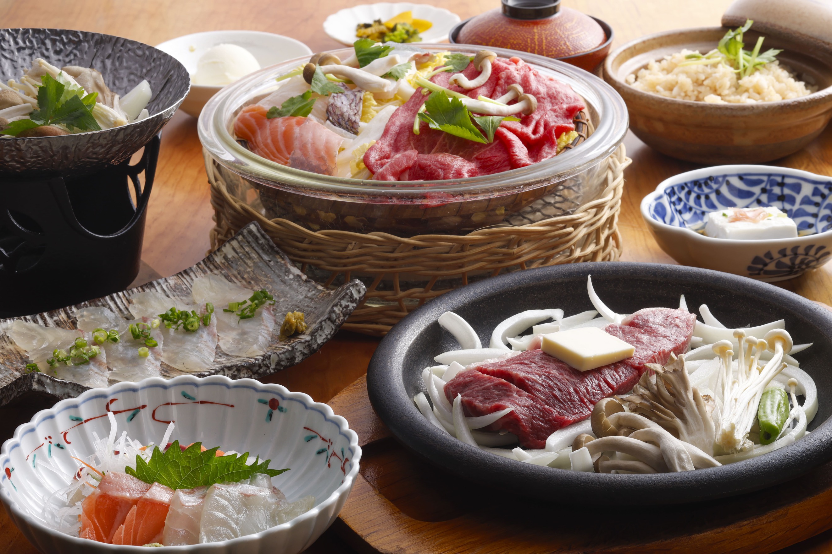【朝夕食付】北坂卵の絶品卵かけ朝食＆(淡路牛or旬魚)選べる水煙蒸し贅沢コース｜淡路島グルメ満喫なら
