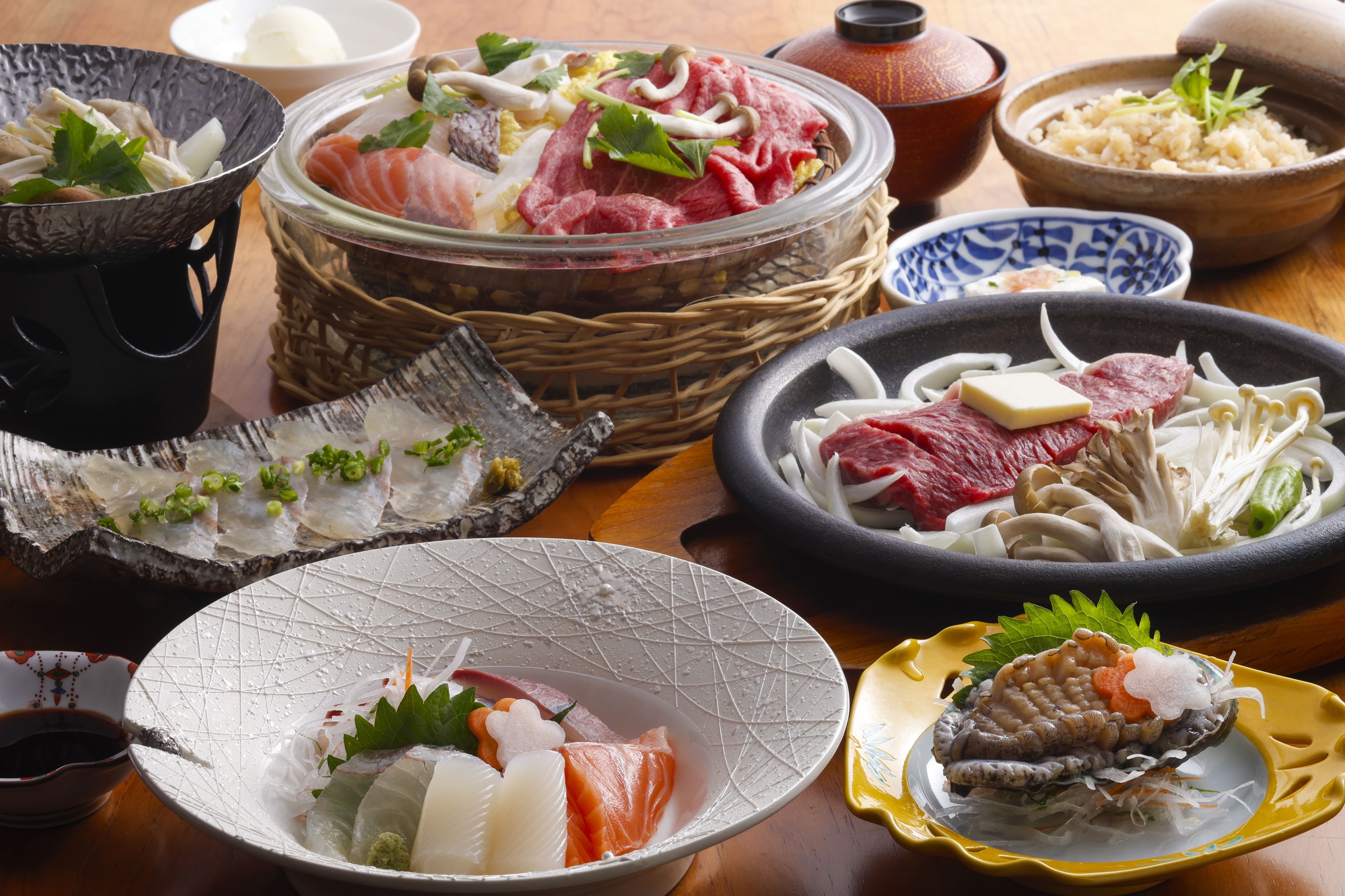 【朝夕食付】北坂卵の絶品卵かけ朝食＆(鮑+淡路牛or旬魚)選べる水煙蒸し特上コース｜贅沢なひとときを