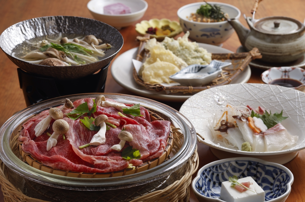 【本格夕朝食付】鼓やで本格懐石料理（愛犬はお部屋でお留守番）＆鼓や名物鯛めし朝食