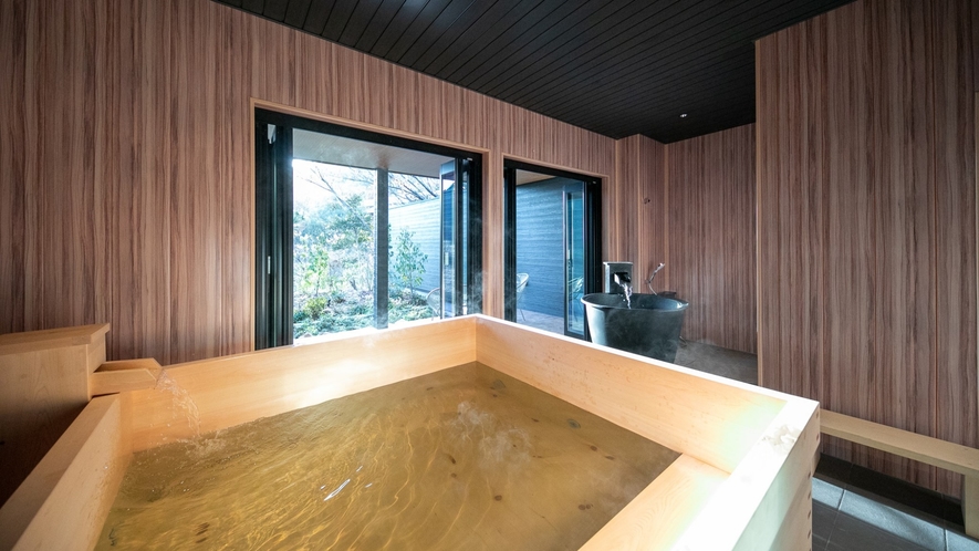 貸切風呂：松の湯・桜の湯「檜風呂」