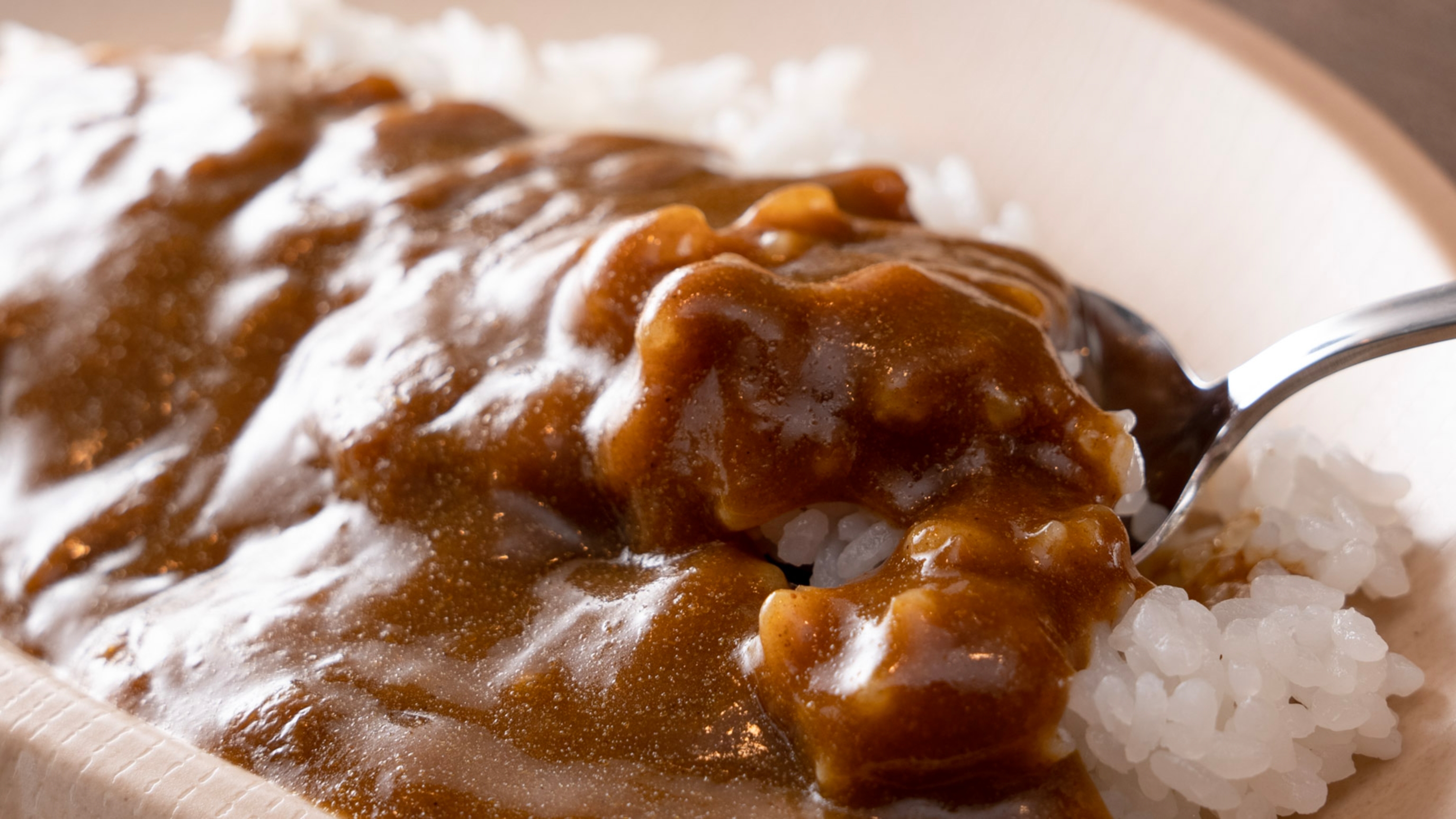 薬膳の香りが食欲をそそります