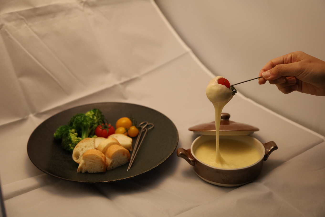 【KOKO棟宿泊】鍋で贅沢な時を☆淡路牛すき焼き風トマト鍋