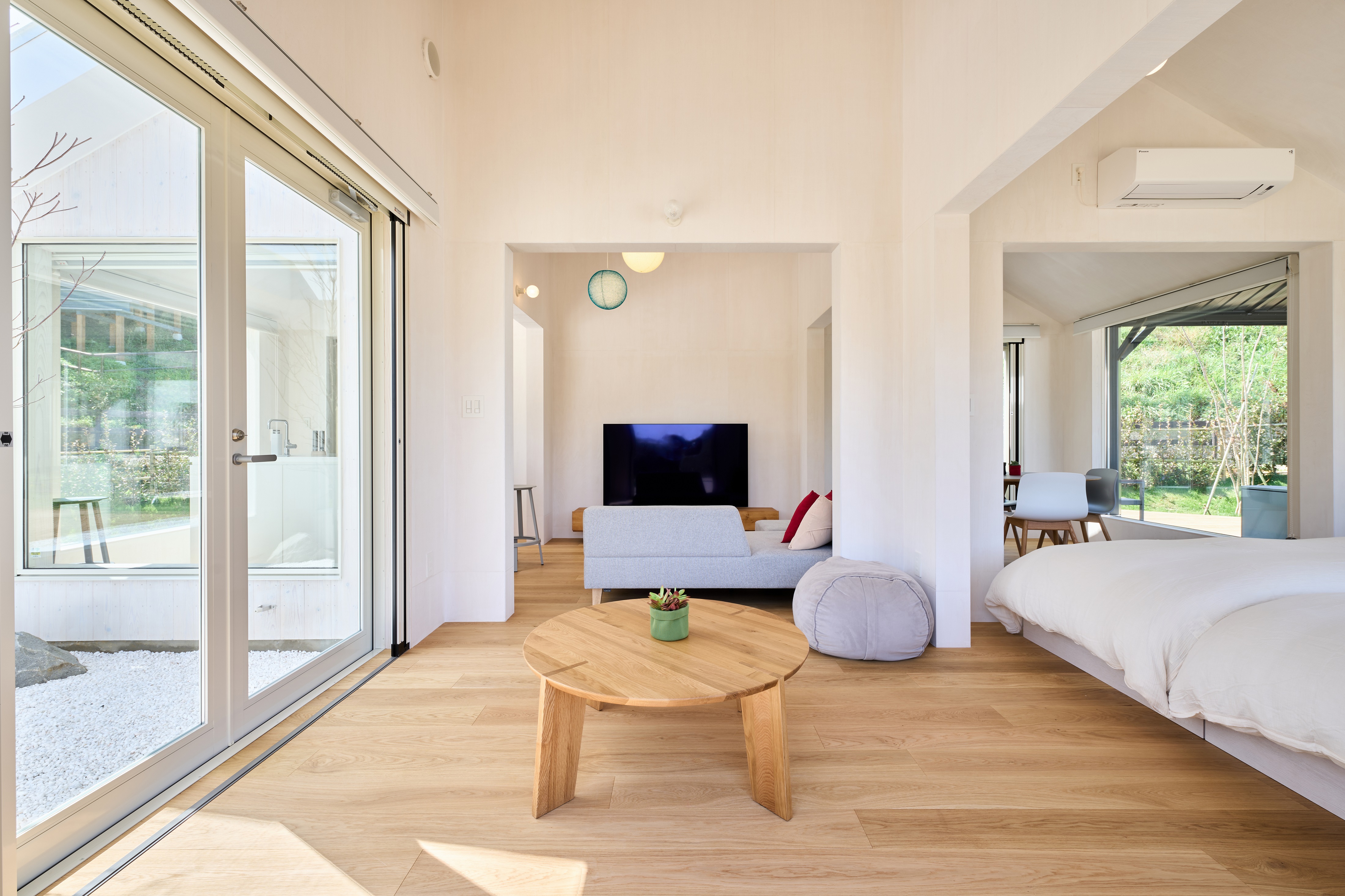 MOUNTLAKE re:sort<淡路島>