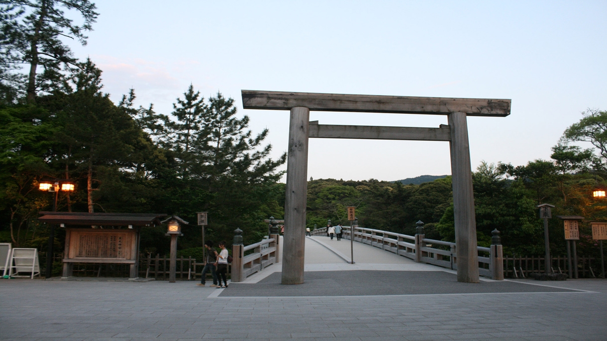 伊勢神宮へ楽らく！今だけ1割引き！海のドライブ船の旅　伊勢湾フェリー付プラン（夕食食べ放題ブッフェ）