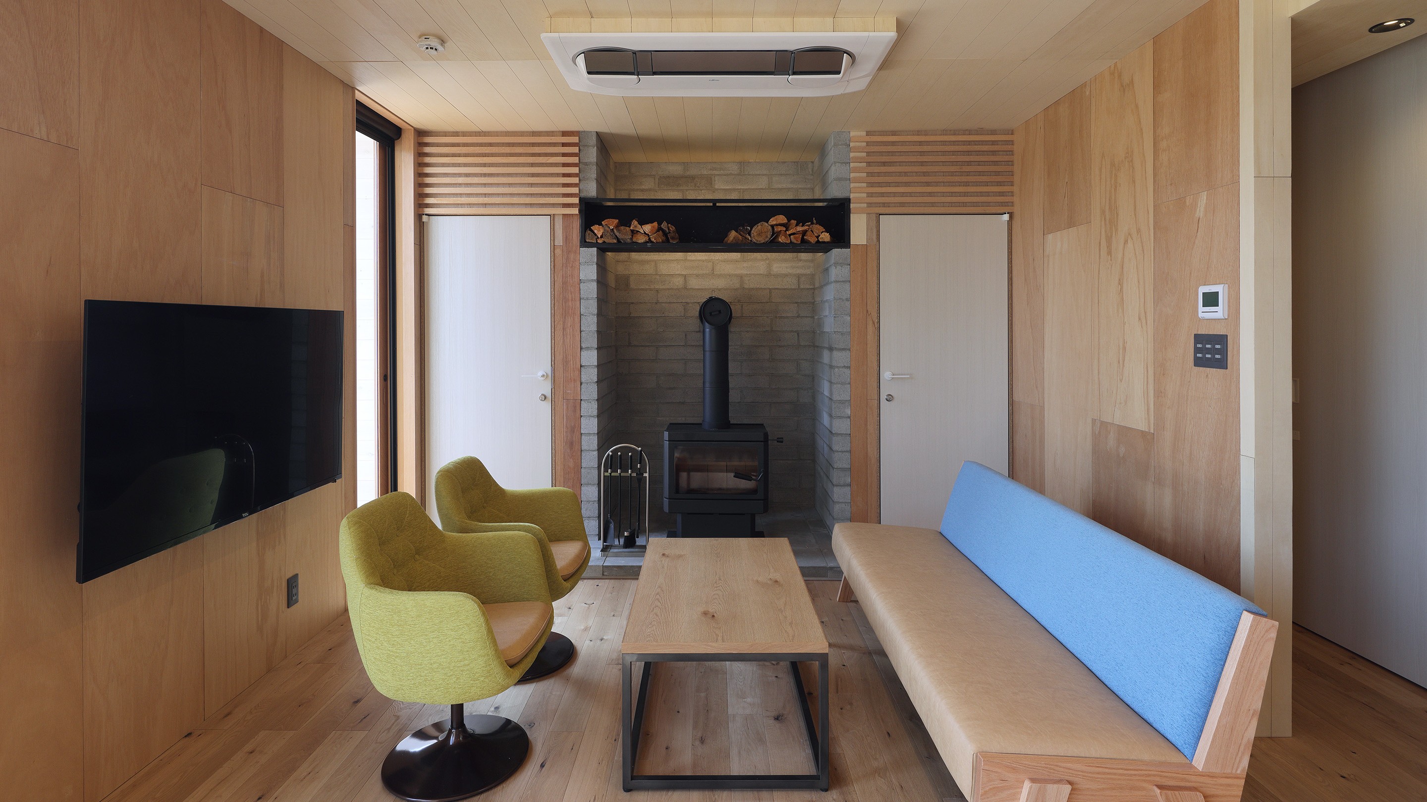 【Villa Koti S-02】リビング