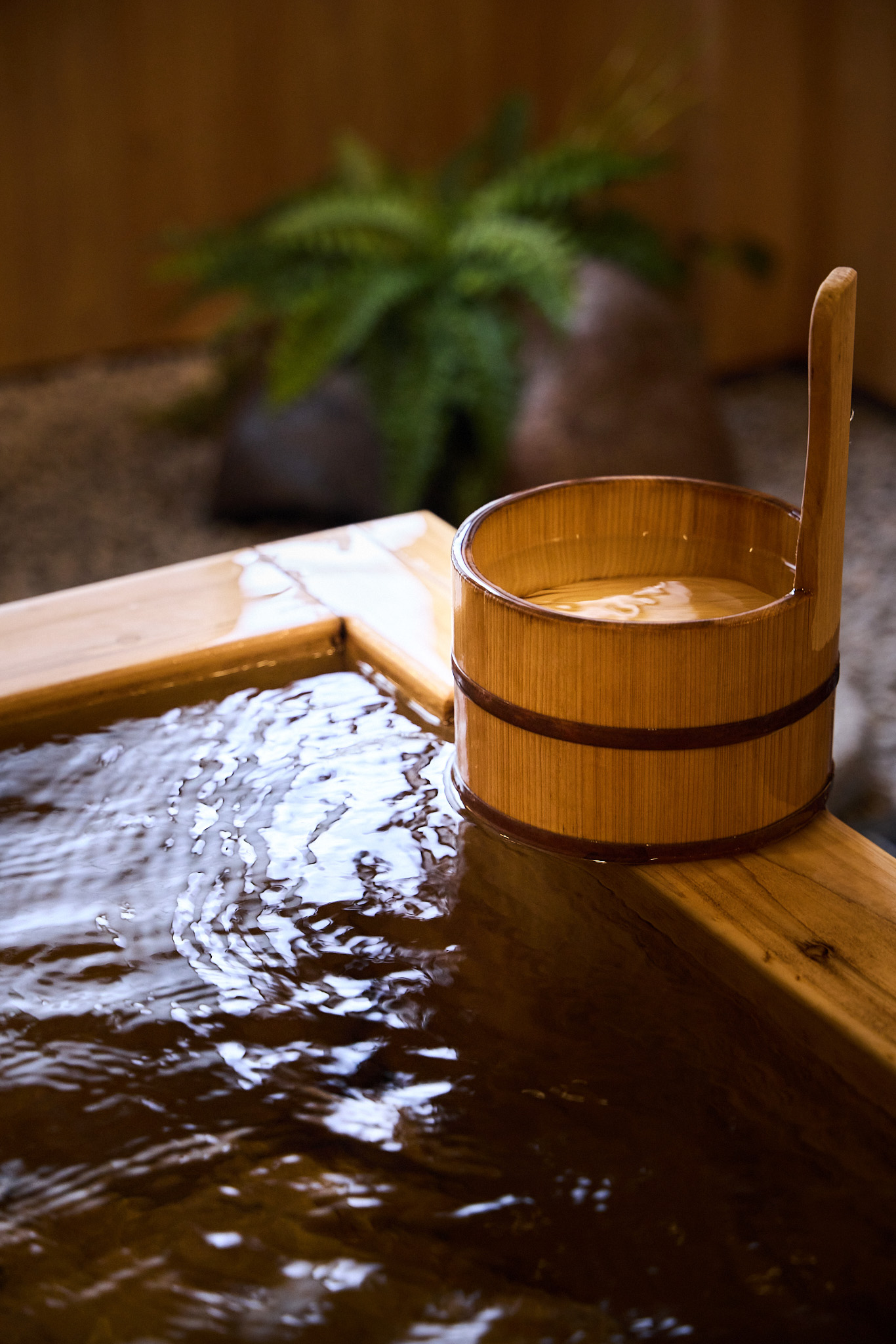 源泉掛け流し総檜風呂付プレミアムルーム