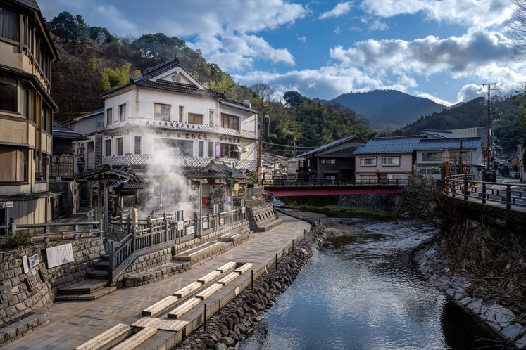 湯村温泉街並み