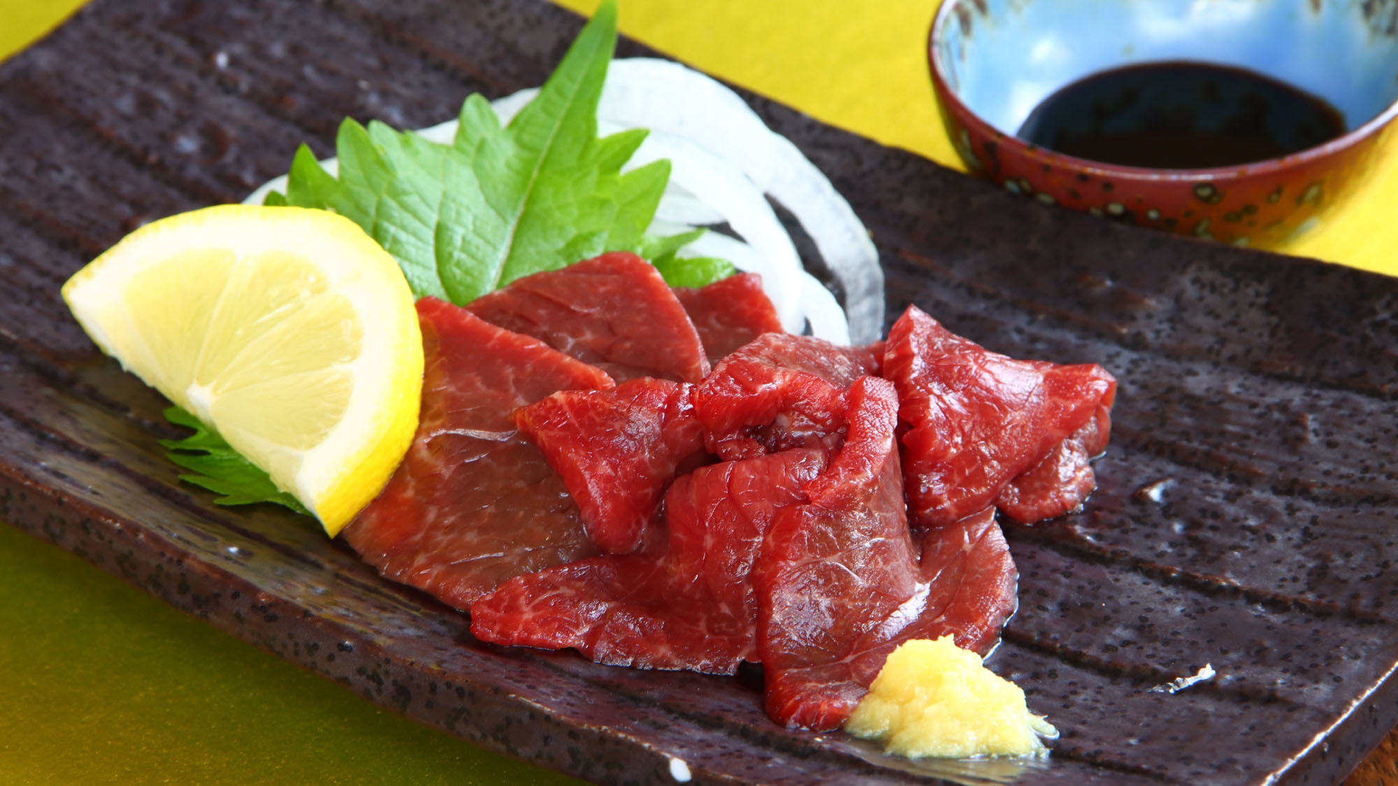 【朝・夕食付】☆夜はおまかせ定食≪熊本名物の馬刺し≫☆上熊本駅前の宿屋〜小学生半額！お子様歓迎！！