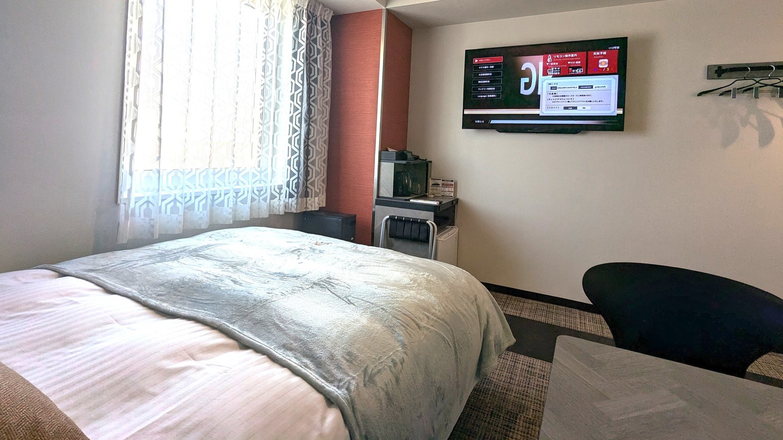 プレミアムダブルルーム　２１㎡　１５０ｃｍワイドダブルベッド（1台）