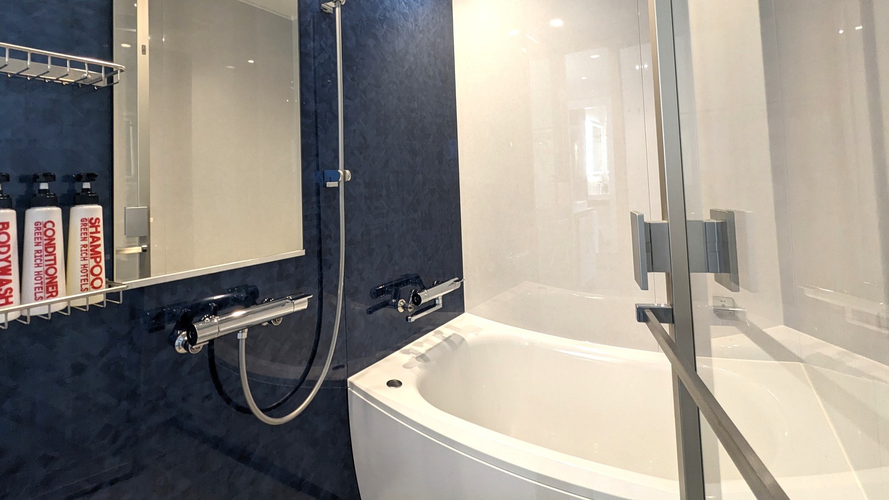 プレミアムダブルルーム（洗面台・バス・トイレ３点独立仕様）