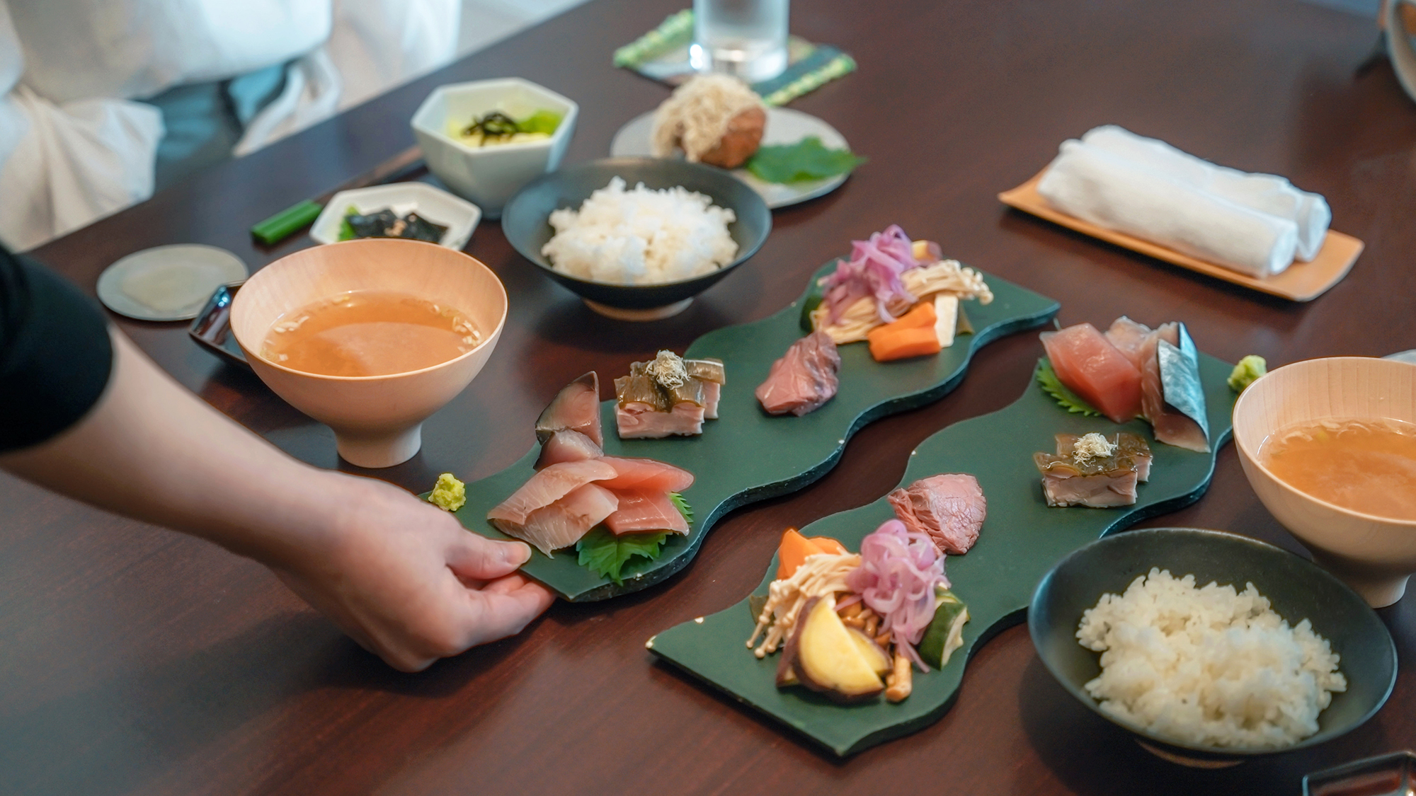 【クラフタン】「昆布締め」の魅力を詰め込んだ定食。