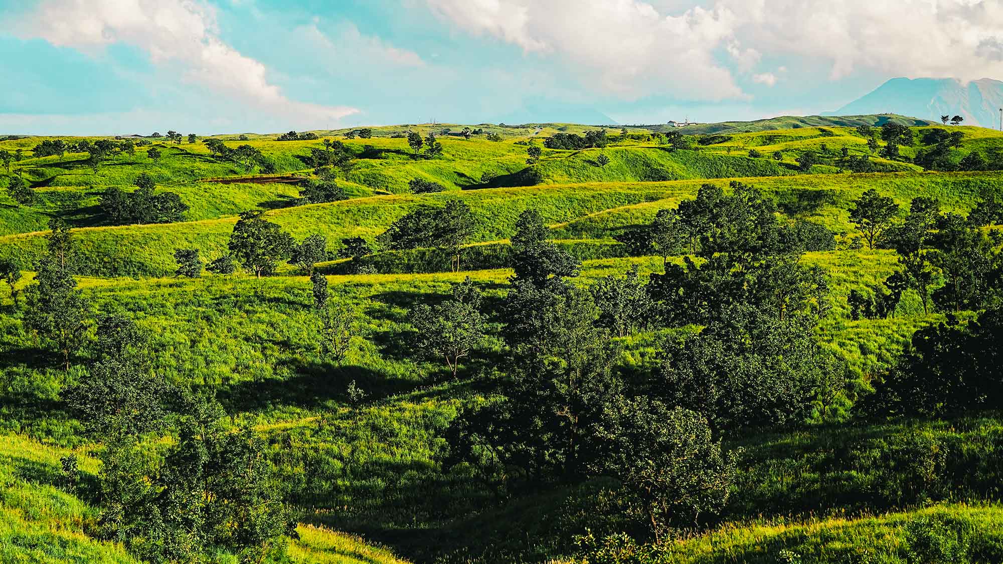 【周辺観光】360度大パノラマの絶景とともに、大自然のパワーが体感できる人気のパワースポットです。