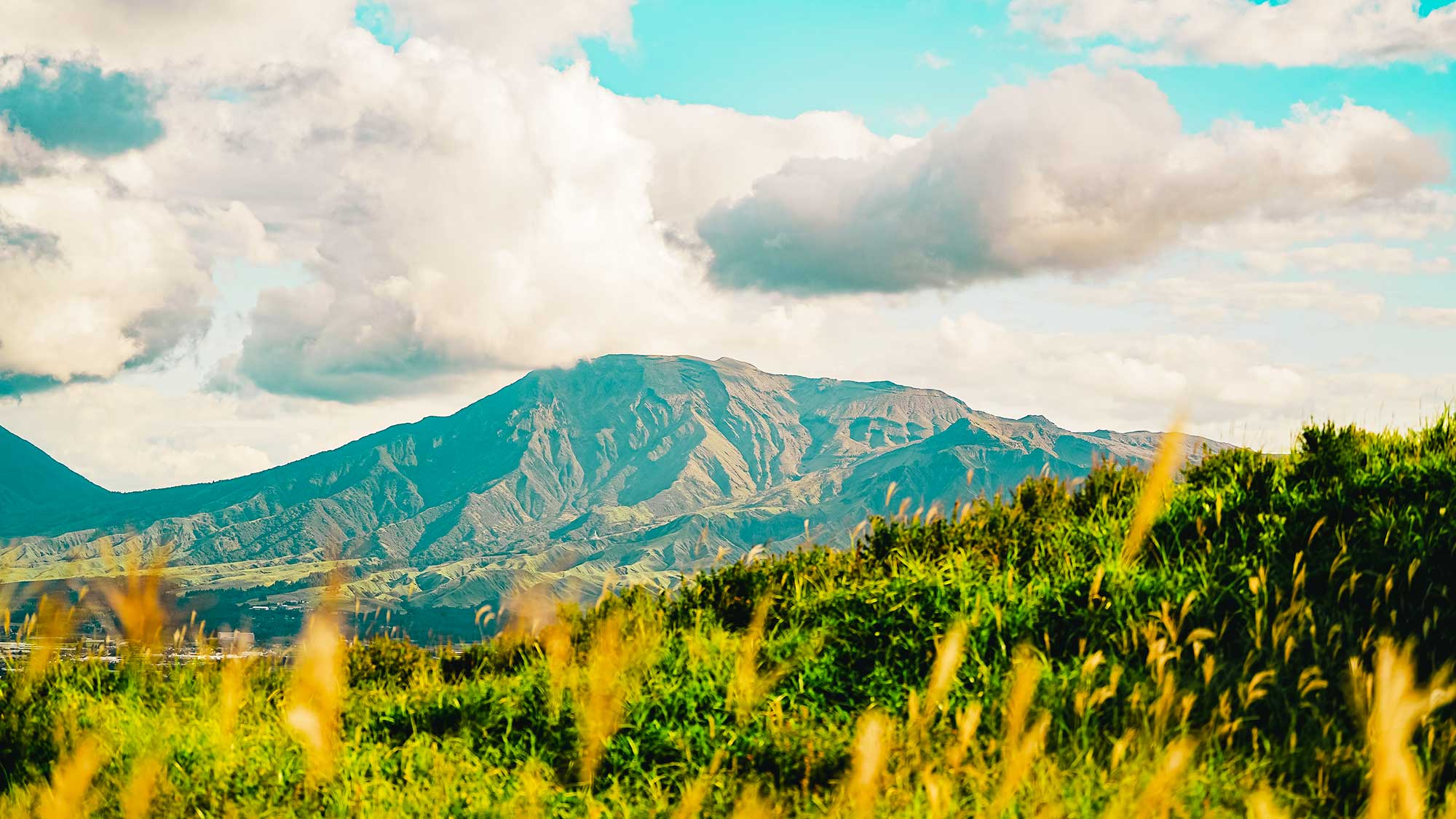 【周辺観光】押戸石の丘（当施設から車で30分）マゼノ渓谷近くにあり古代人の祈りの場所と言われています
