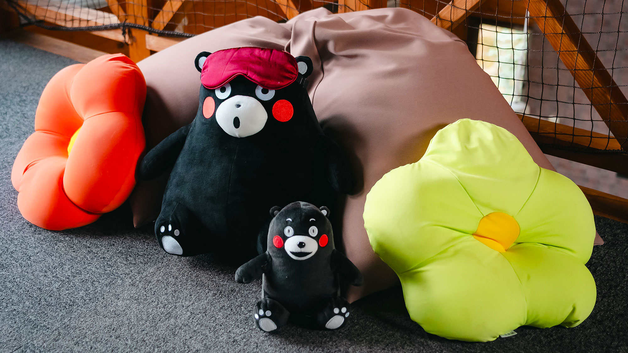 【LuluTerrace】お子様も喜ぶくまモンのぬいぐるみがございます！一緒にお昼寝も♪