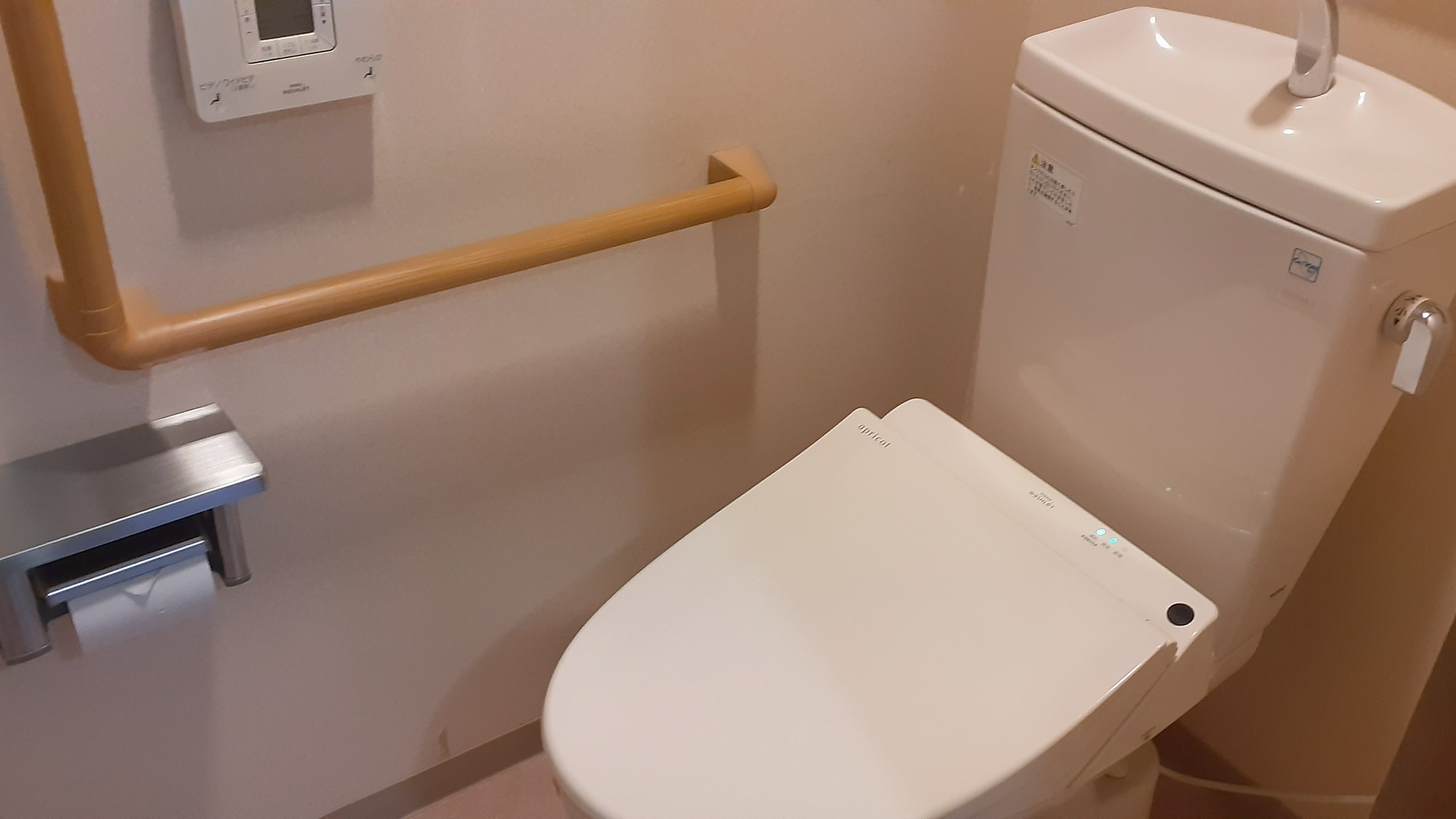 ゆったりとしたトイレスペース