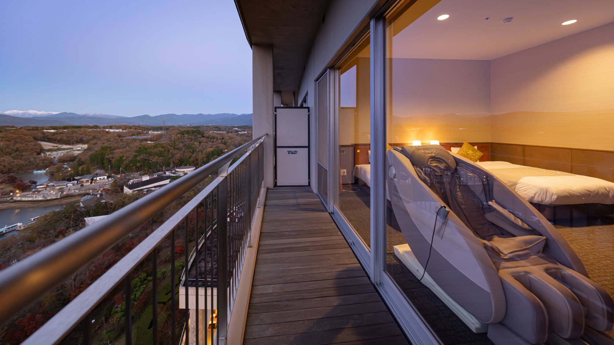 マッサージチェア付ツイン◆恵那峡の眺望を心ゆくまで楽しみたい方に