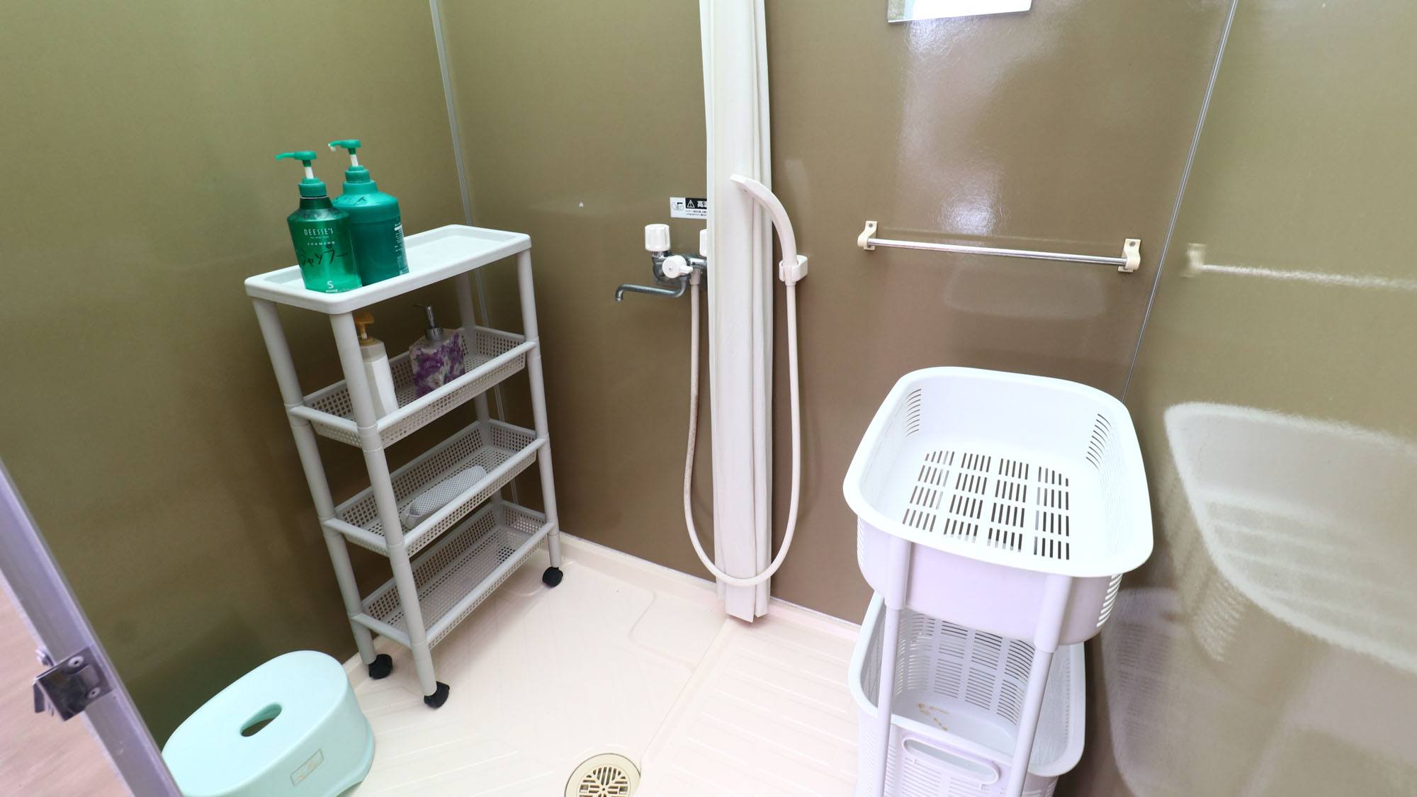 本館‗外付けシャワールーム*