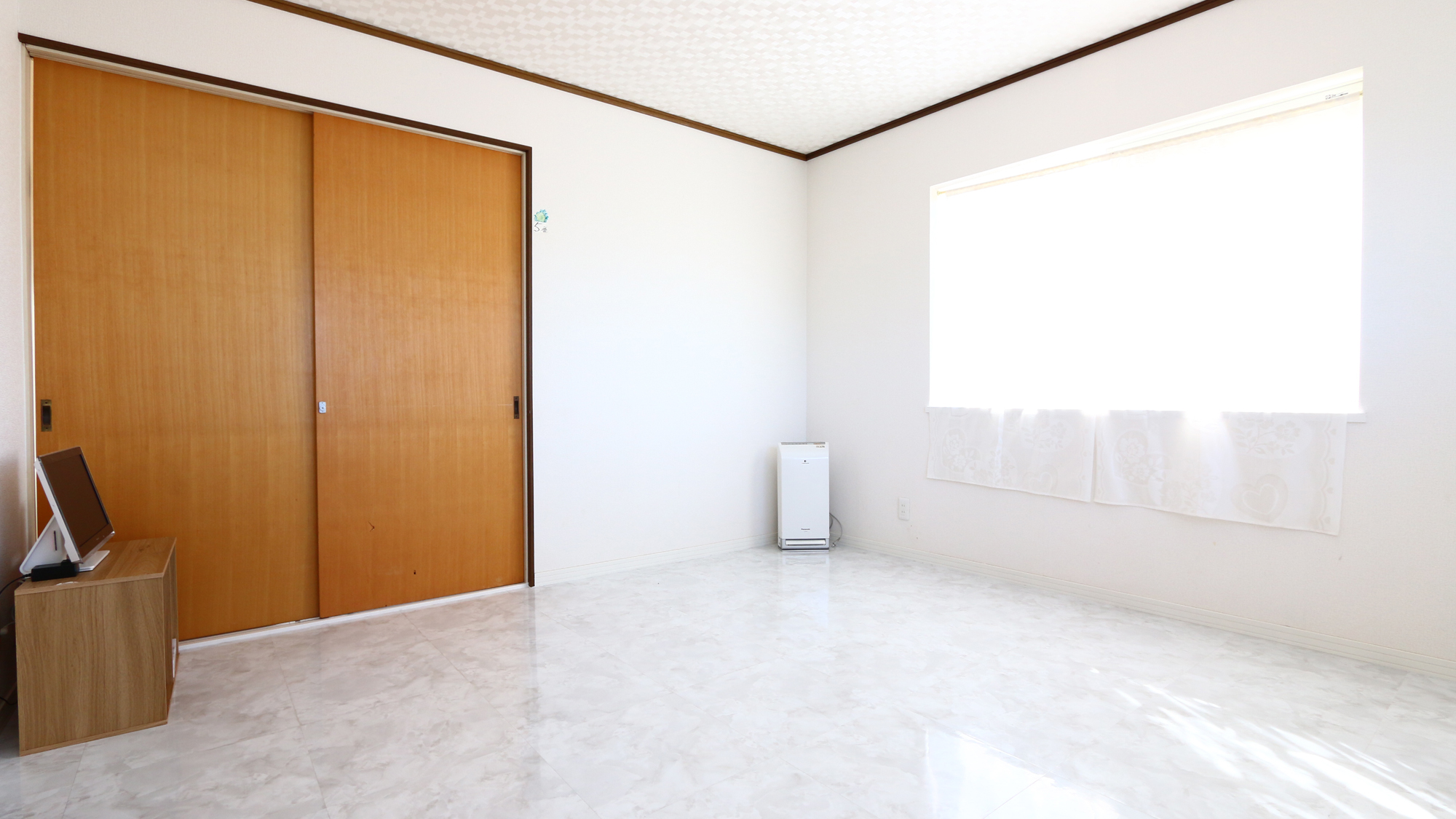 本館【2階】洋室＊