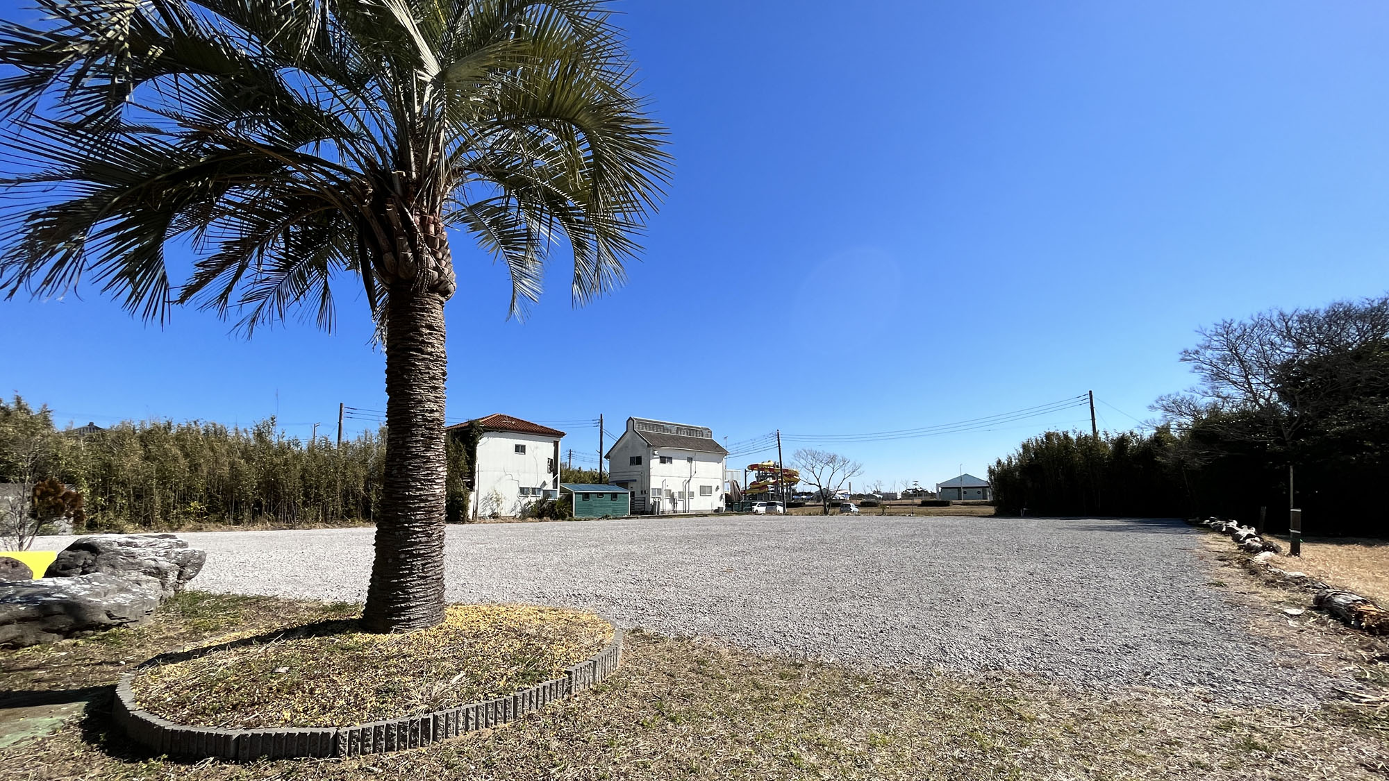 アネックス_広い駐車場*