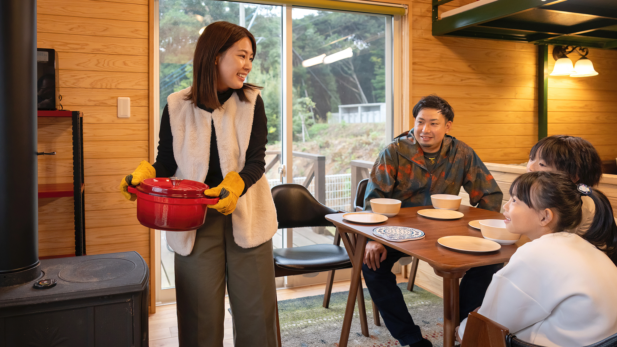 寒い冬は、食材持ち込みであったか鍋料理も♪それぞれのスタイルで自由にお過ごしいただけます。
