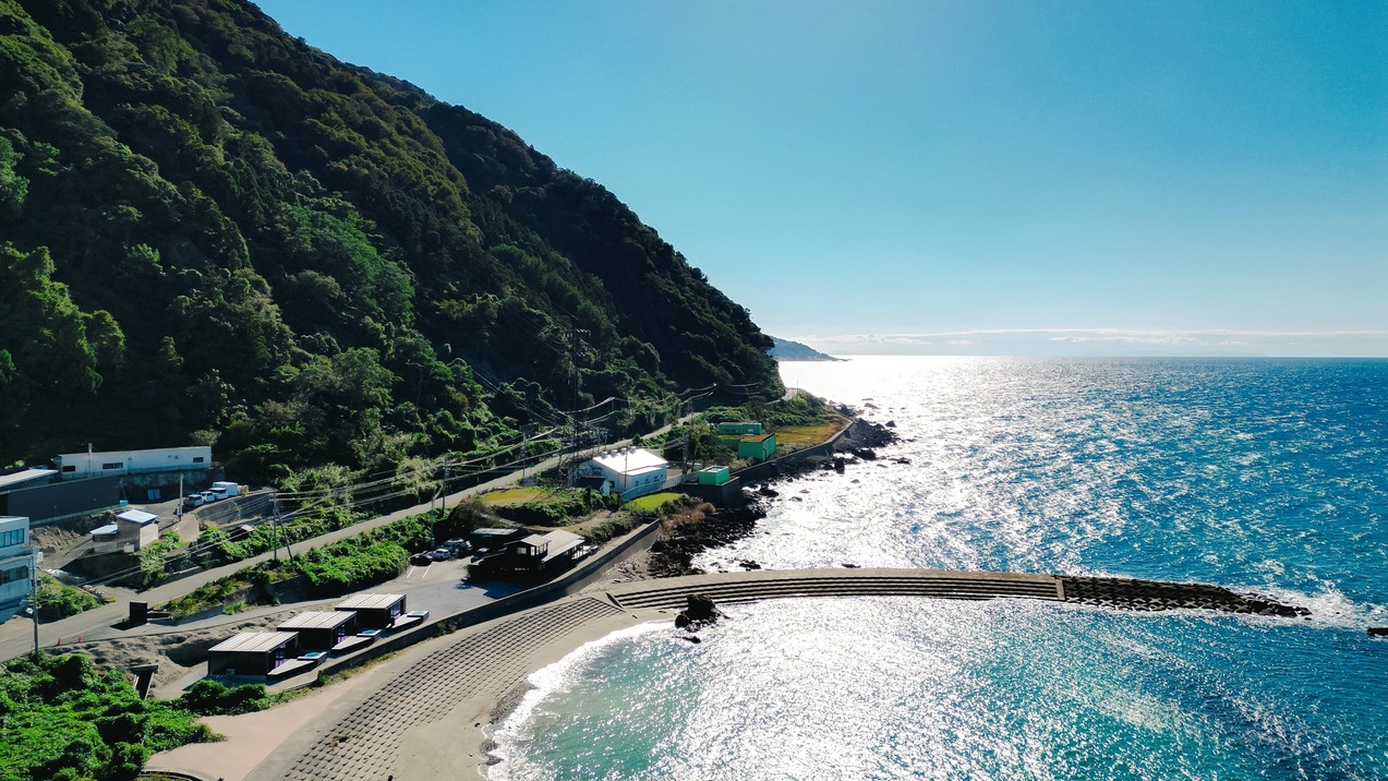 サイクリング付き・素泊り／海景ジャグジーの貸別荘と海沿いサイクリング満喫プラン