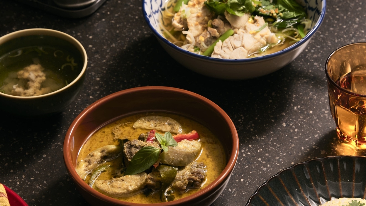 【楽天スーパーSALE】25％OFF★タイ人 シェフの活気ある料理でエネルギッシュな朝を【朝食付き】