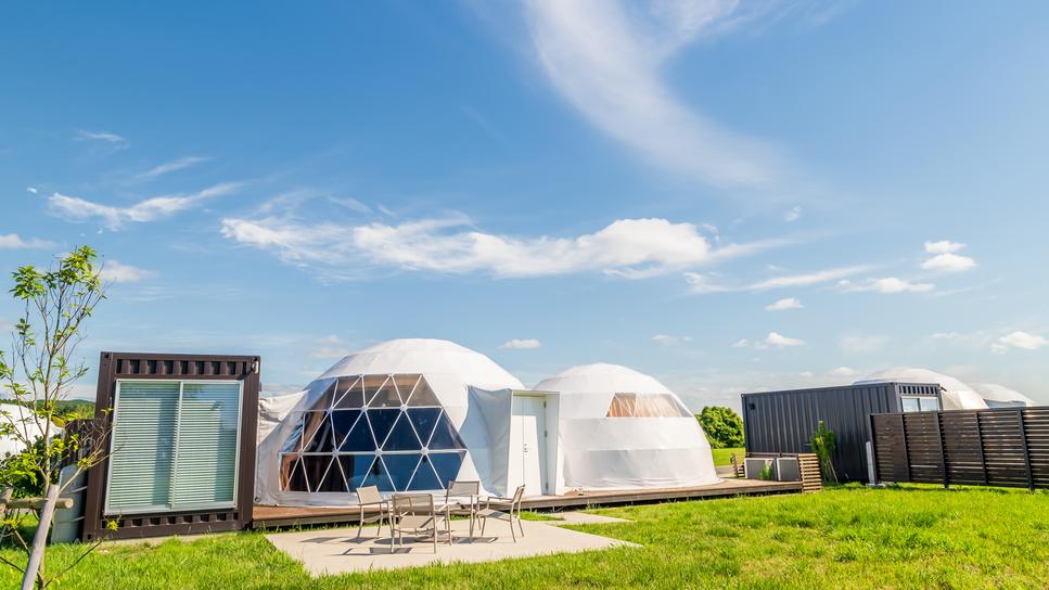 【連泊】星のきらめきを感じる連泊ステイ。グランピングで過ごすラグジュアリーな休日