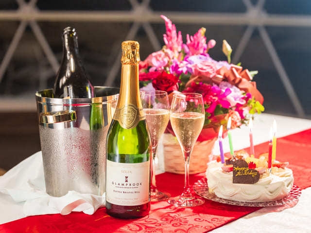 アニバーサリープラン◆GLAMPROOKオリジナルボトル スパークリングワイン付