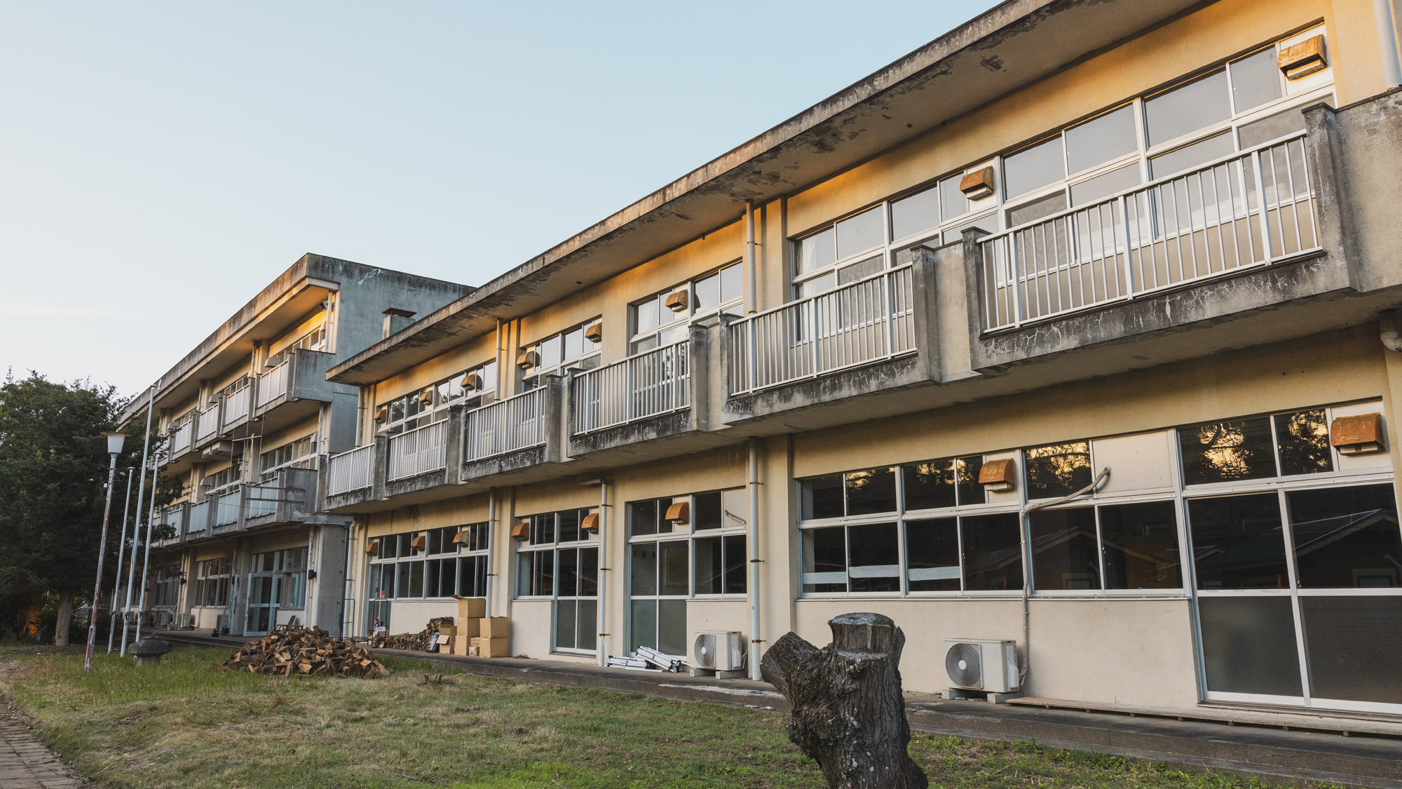 元校舎をリニューアルした建物。懐かしさとともに、新たな体験の舞台に。