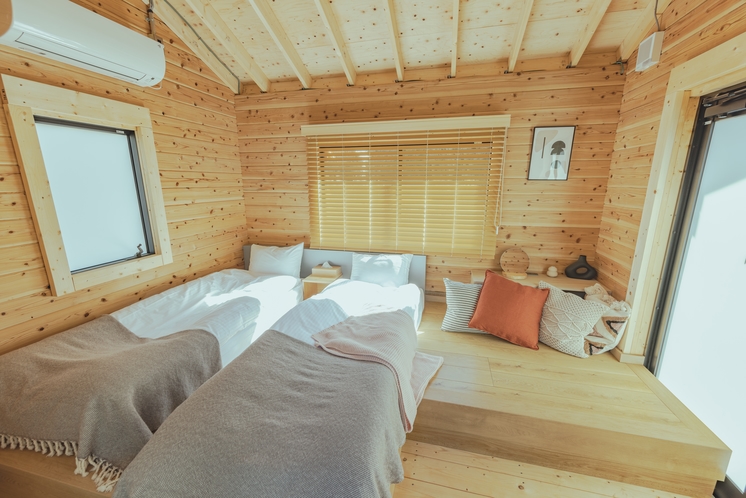 2beds cabin