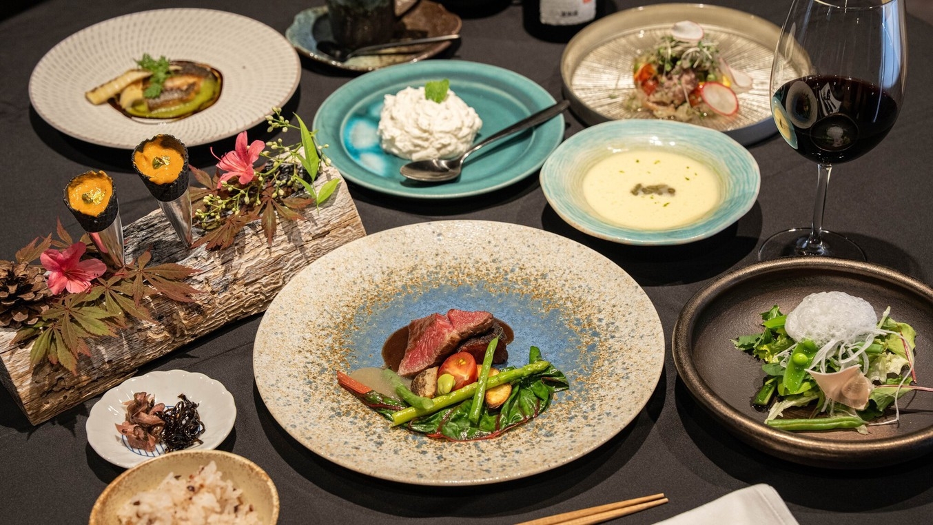 【楽天トラベルサマーSALE】里山丹波の古民家オーベルジュで創作フレンチを愉しむ休日〈2食付き〉