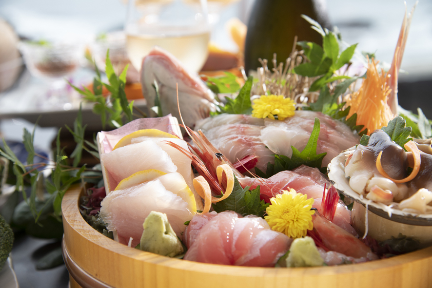 【鮑（あわび）と常陸牛！】1泊2食 海と空と…を満喫できる１番人気のプラン