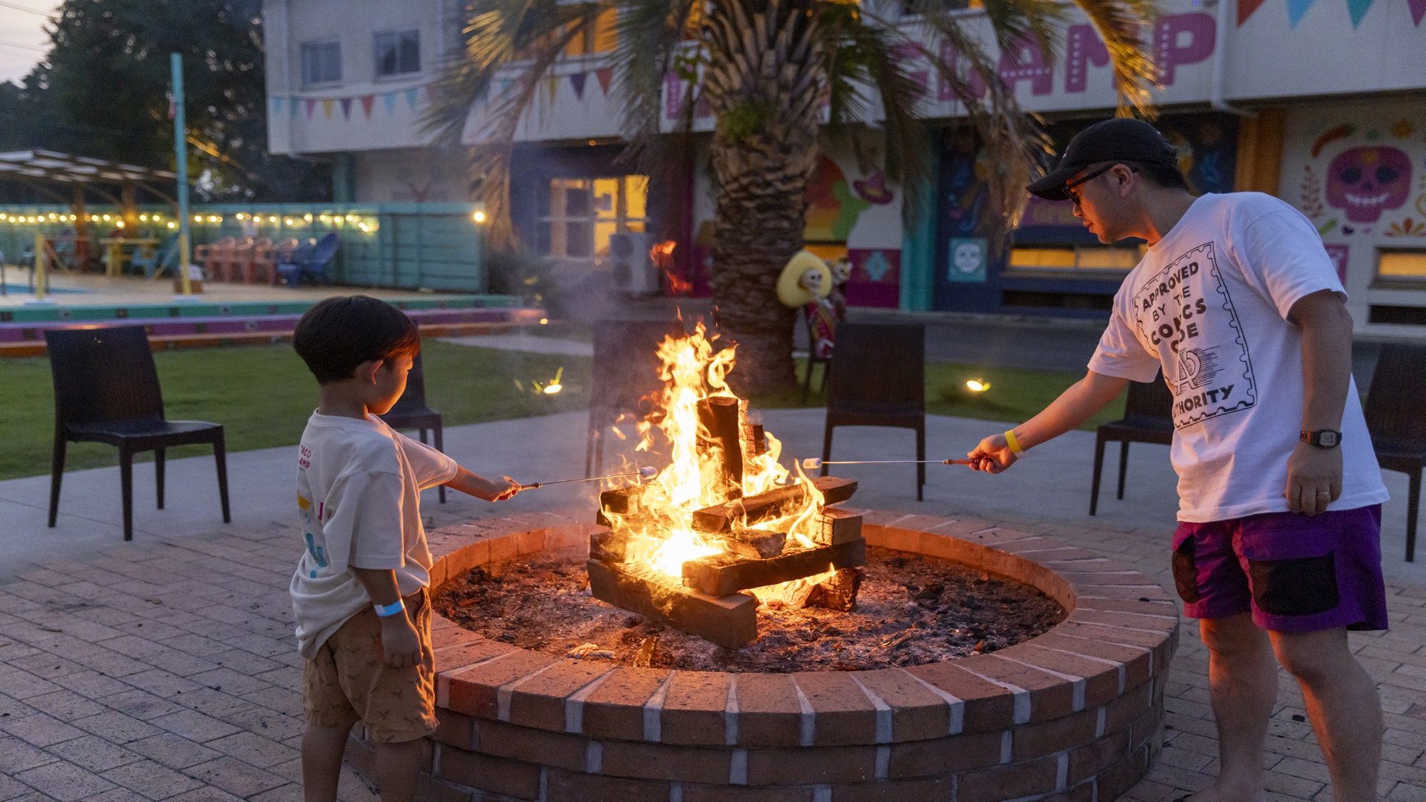 キャンプファイヤーエリア（19:00〜21:30）