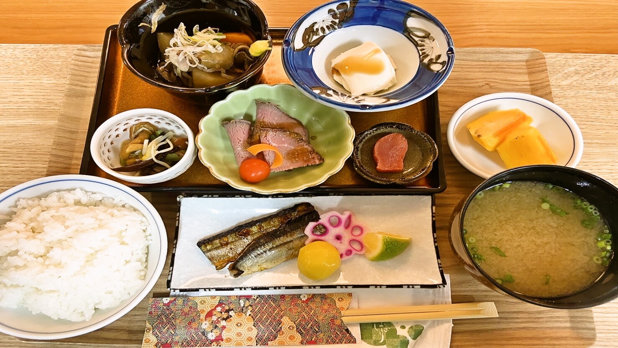 朝食一例