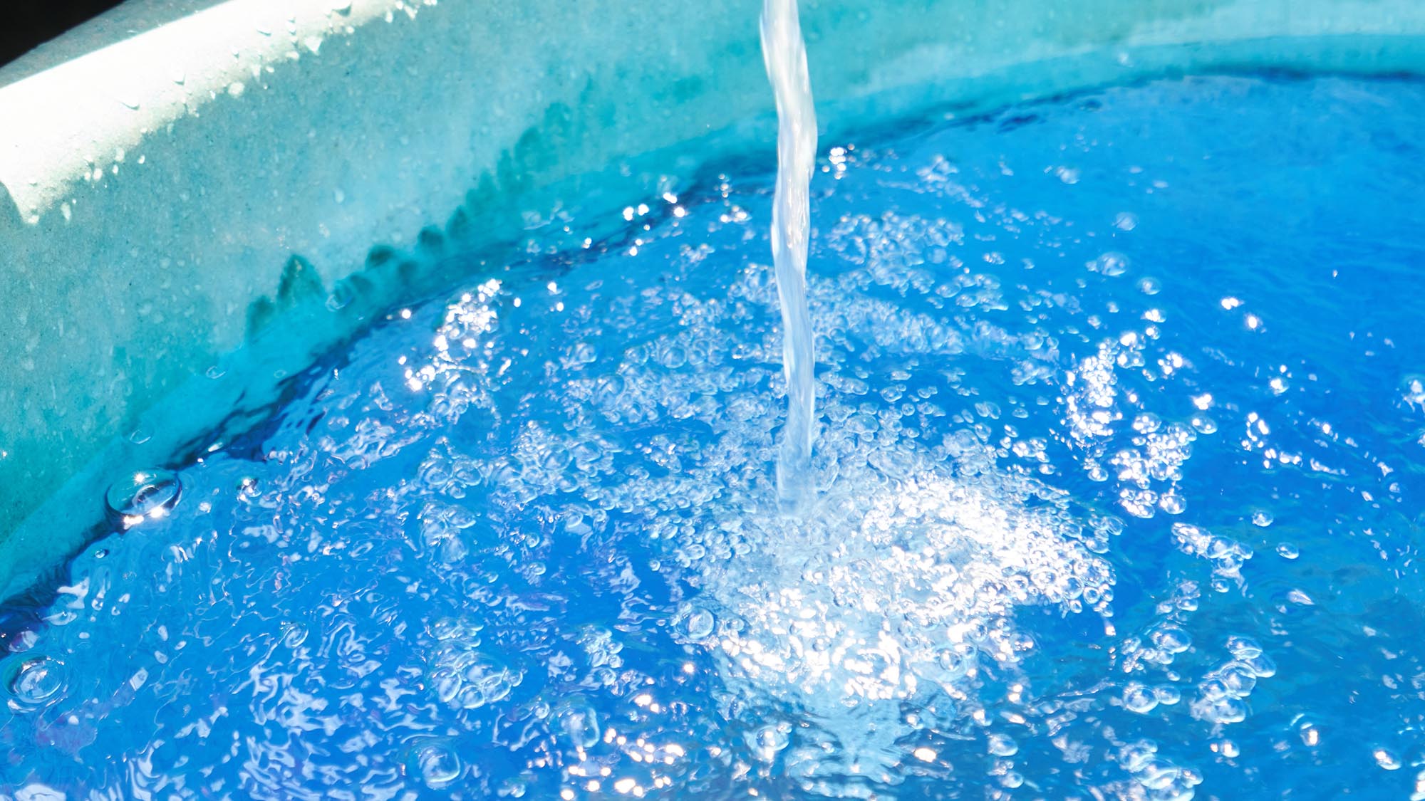 ・【Type i／サウナ】水風呂も完備しております。お客様だけのととのい時間をお楽しみください