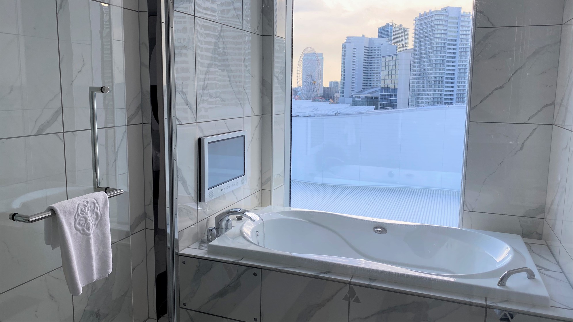 バスルーム（プレミア スイート ツイン）