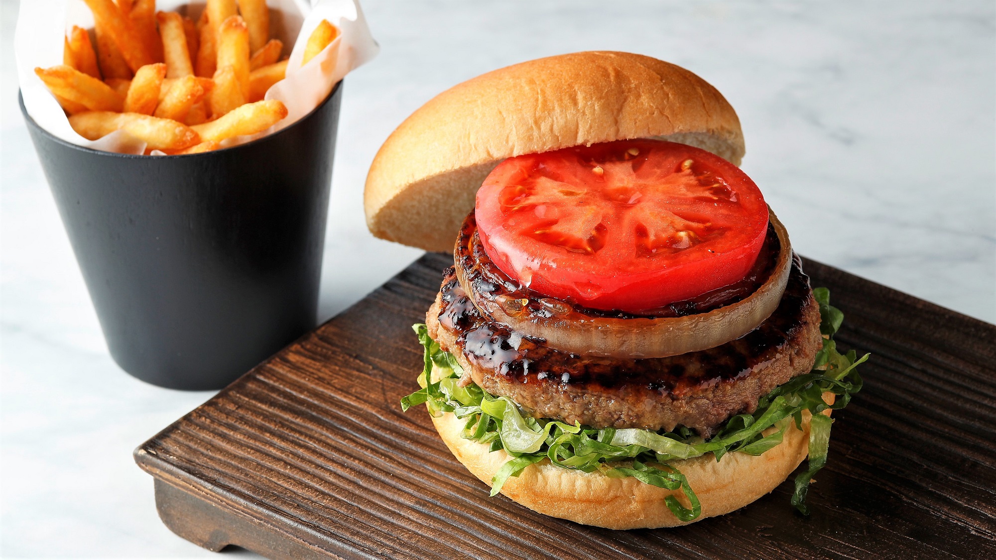 黒毛和牛のクラシック・バーガー　※イメージ