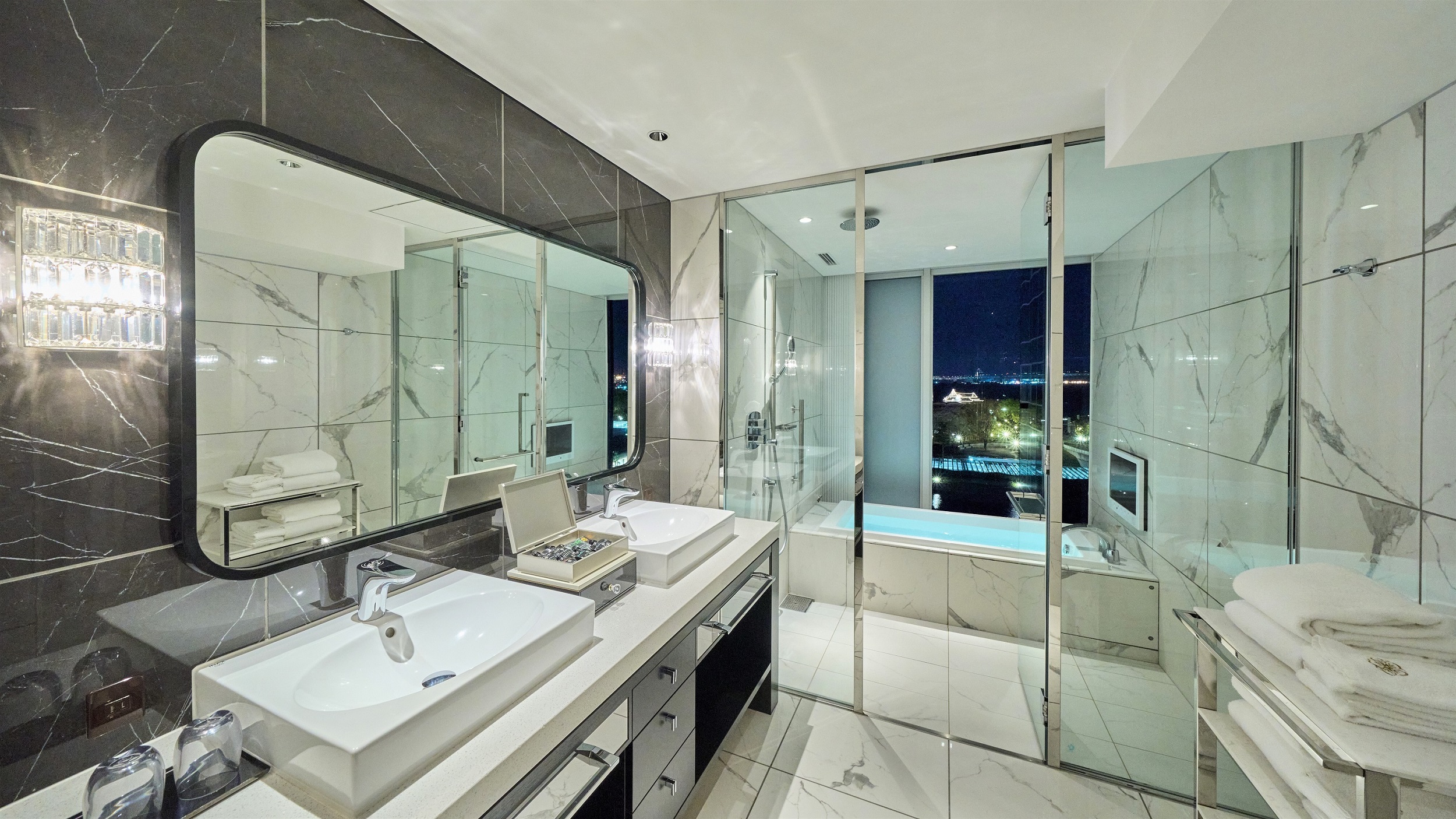 バスルーム（ザ・カハラ・プレステージコーナー）