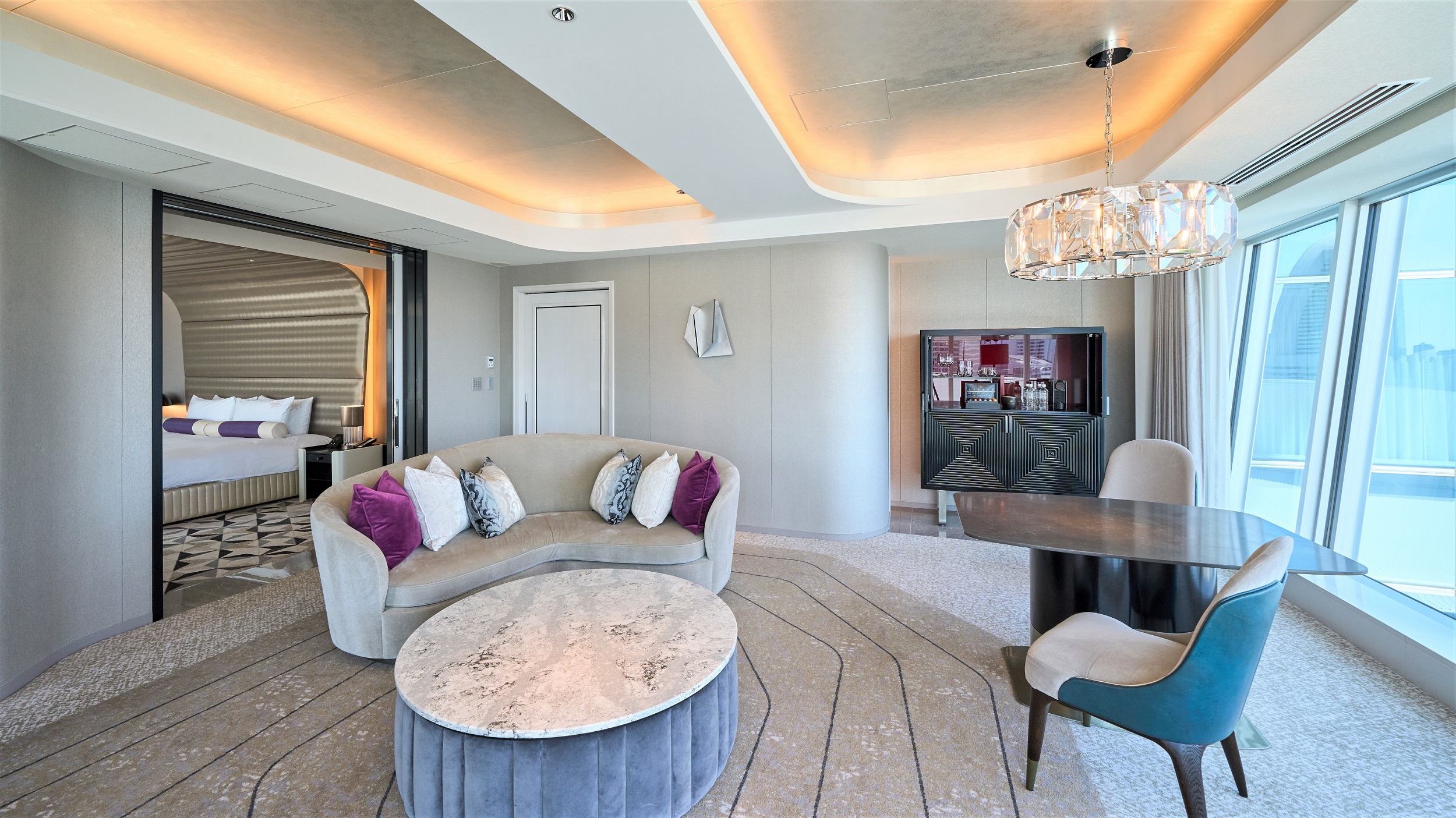 リビングルーム（ザ・カハラスイート キング）