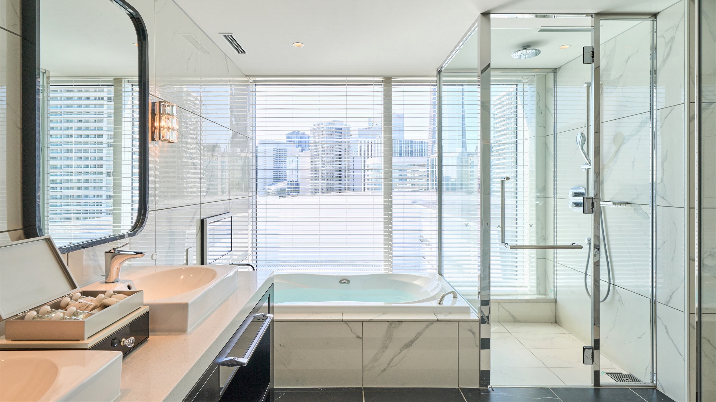 バスルーム（プレミア スイート キング）