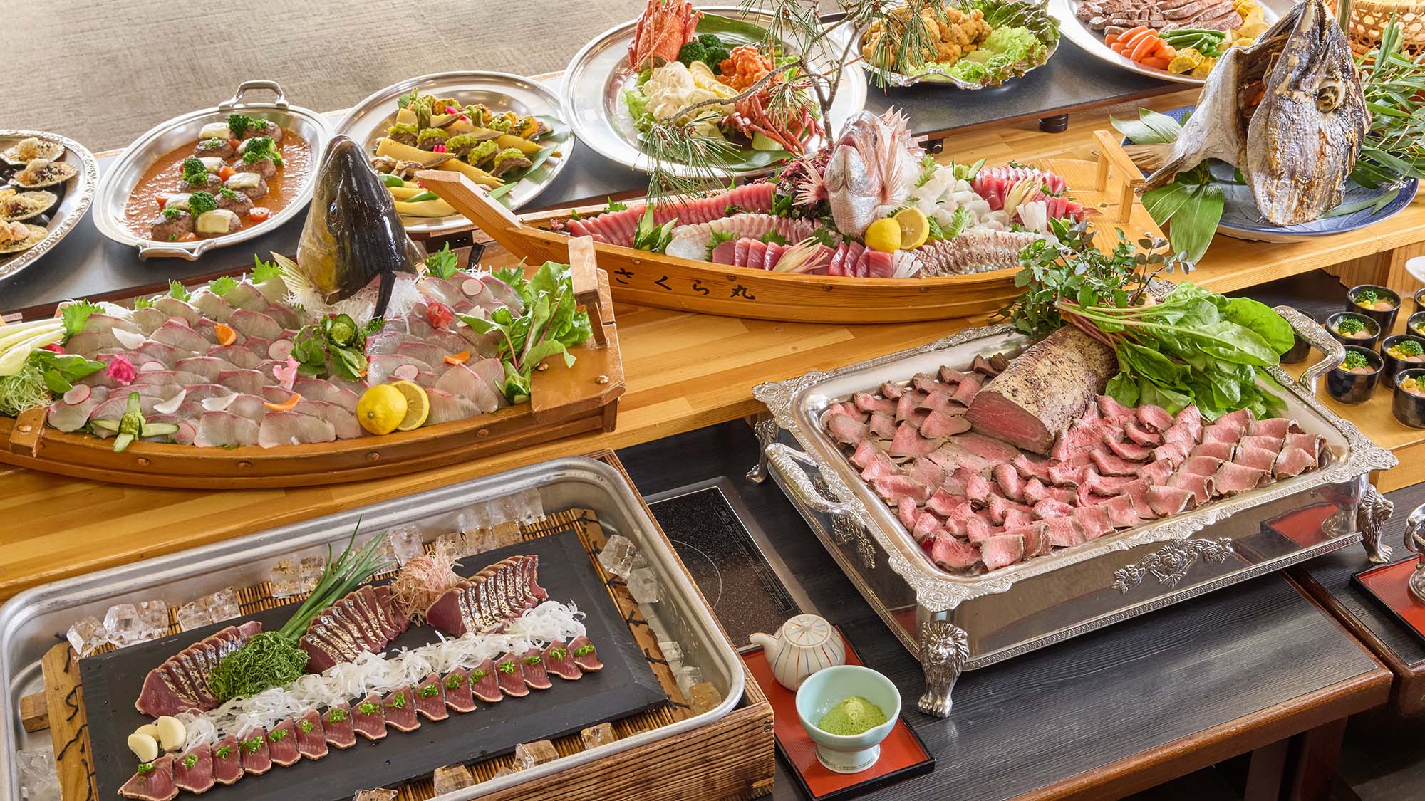 ・【夕食バイキング　イメージ】旬を生かした種類豊富なメニューの夕食バイキング