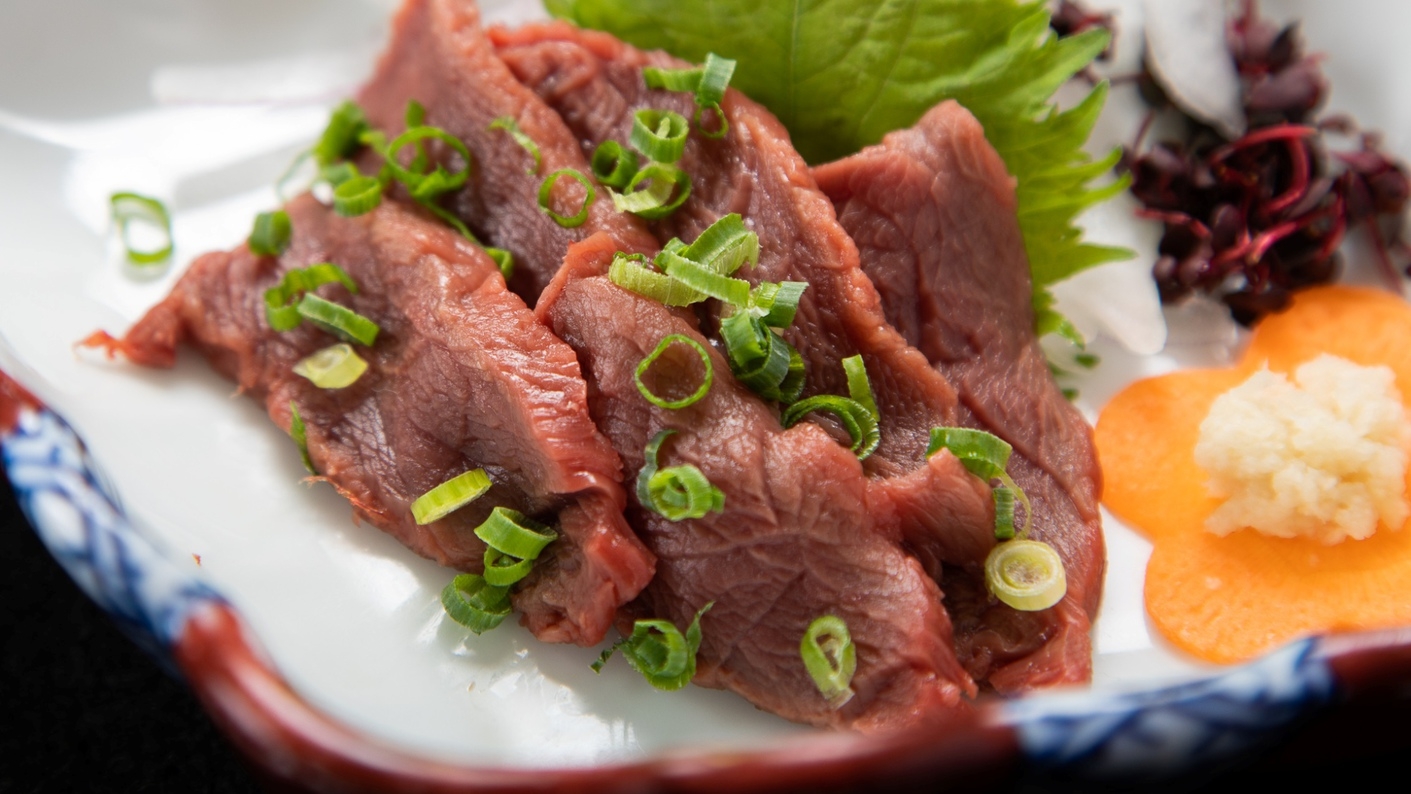 【新鮮なジビエ料理を堪能】自然からの滋味深い食材 ”猪肉×鹿肉”