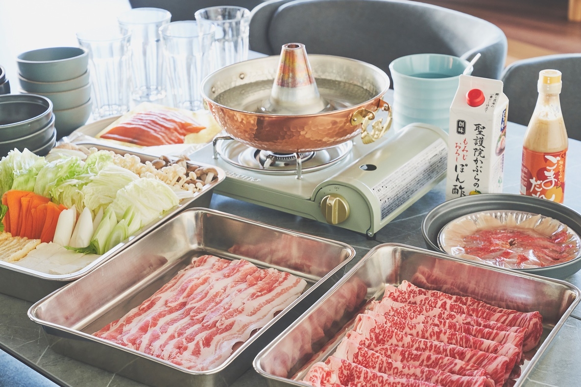 しゃぶしゃぶオールスターの夕食＆朝食付（食材）　1100坪の敷地を完全貸切　プレミアムステイプラン