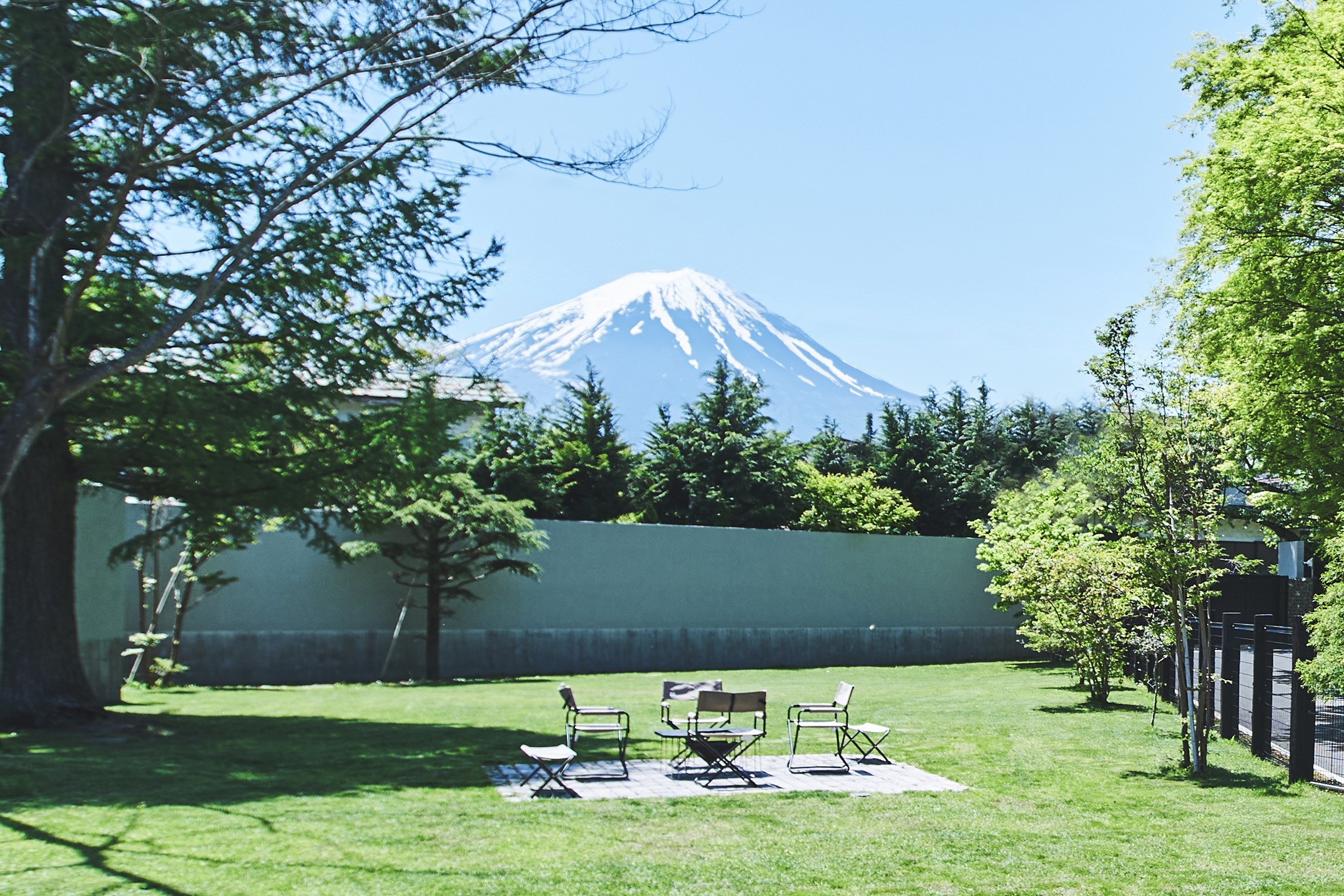 富士山を真正面に望みます