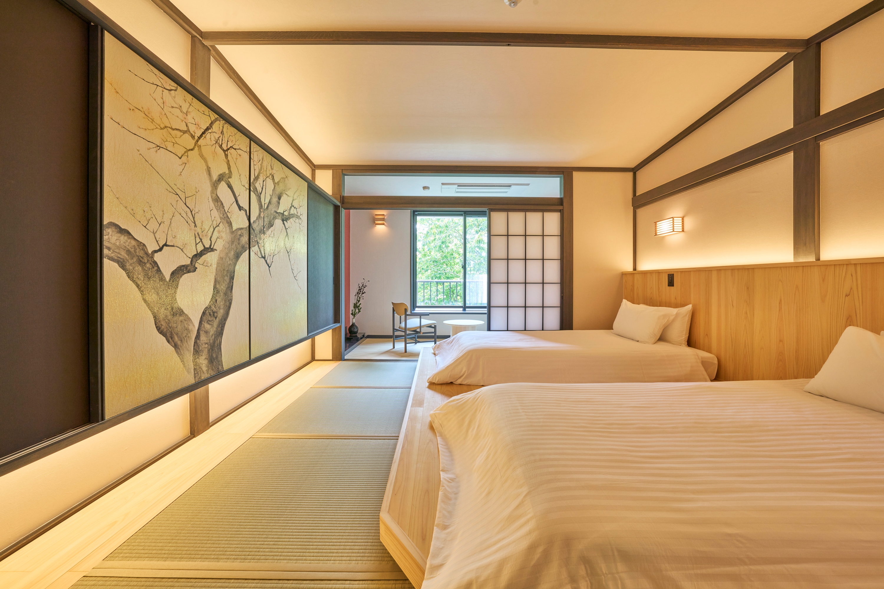 別館2F寝室：梅　