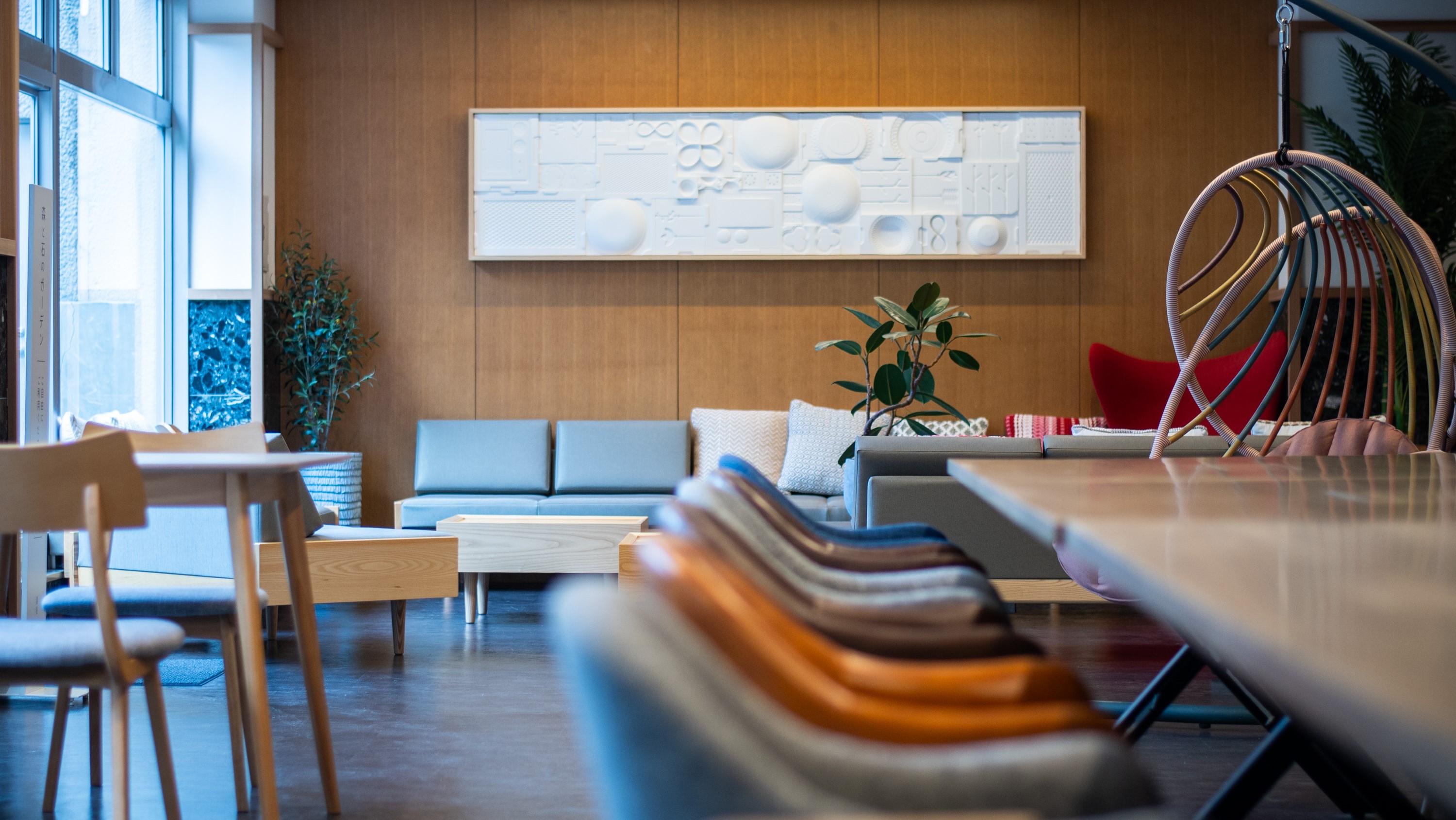 『フリーダイニング＆ロビー』友人同士の語らい場所、食事処、ワークスペース、珈琲無料♪