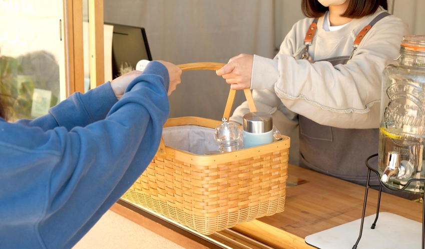 kitchen&bar：お食事（夕朝食）はこちらでお渡しします