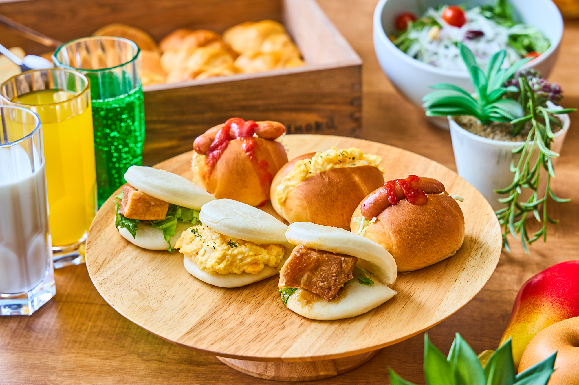 【朝食】お子様と一緒に手作りホットドックはいかが