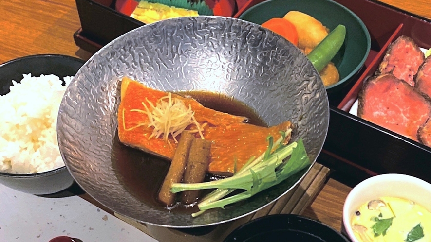 【ご夕食】「福風」さん自慢の金目鯛の煮付け御膳