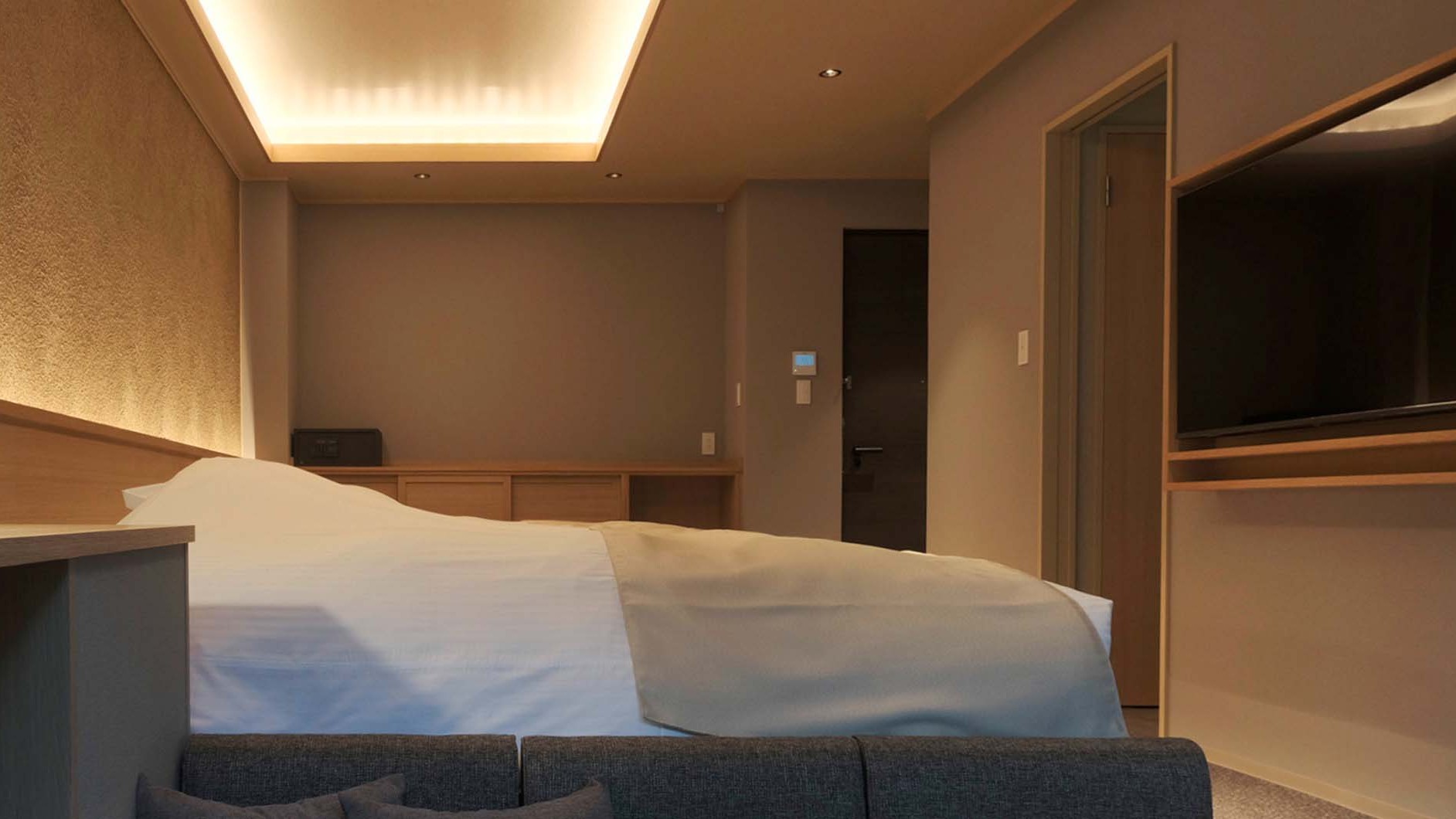 【翠巌別館／展望風呂付洋室（2階）】